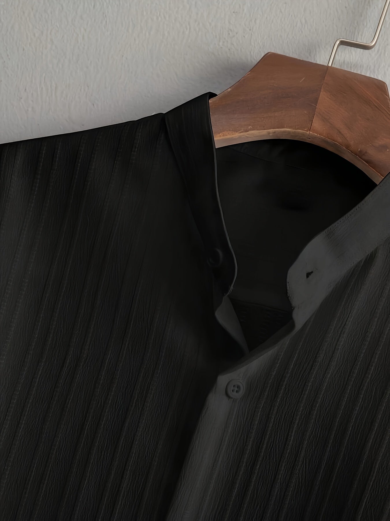 Contemporary Minimalist Black Collection - an Essential for The Style-Aware Gentleman
