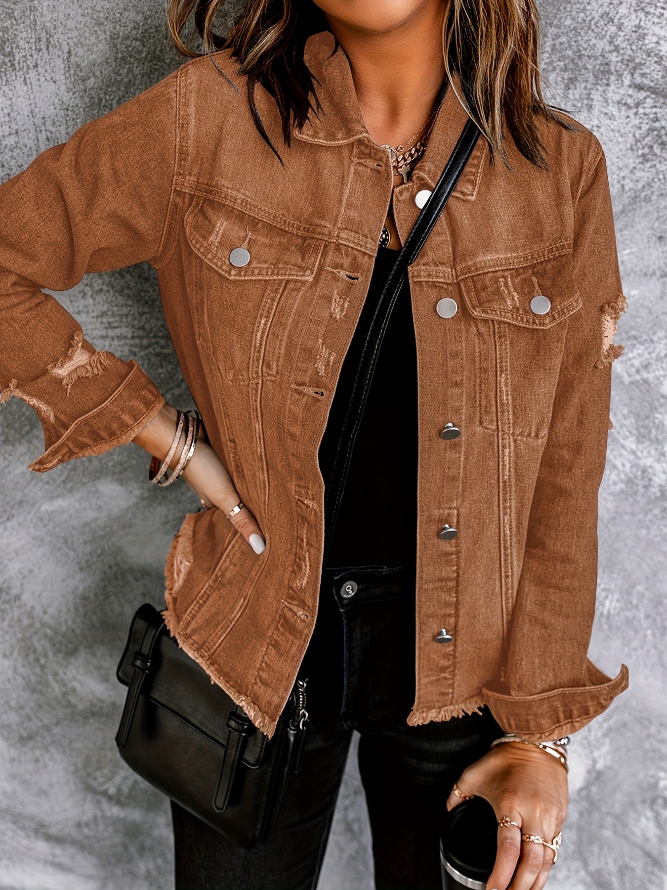 Women's Ripped Washed Button-Up Denim Jacket Coat with Pockets, Casual Classic Distressed Denim Outerwear TZ001