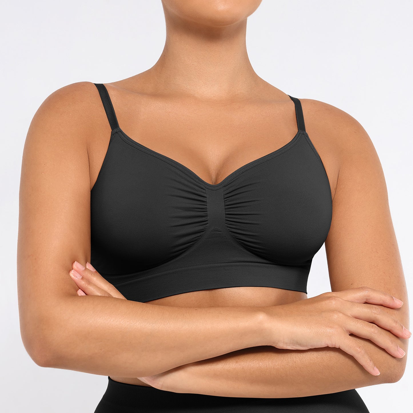 Plus Breathable High-Stretch Sports Bra with Pads - Wireless Mesh Women's Seamless Yoga & Running Top - Solid Color Activewear