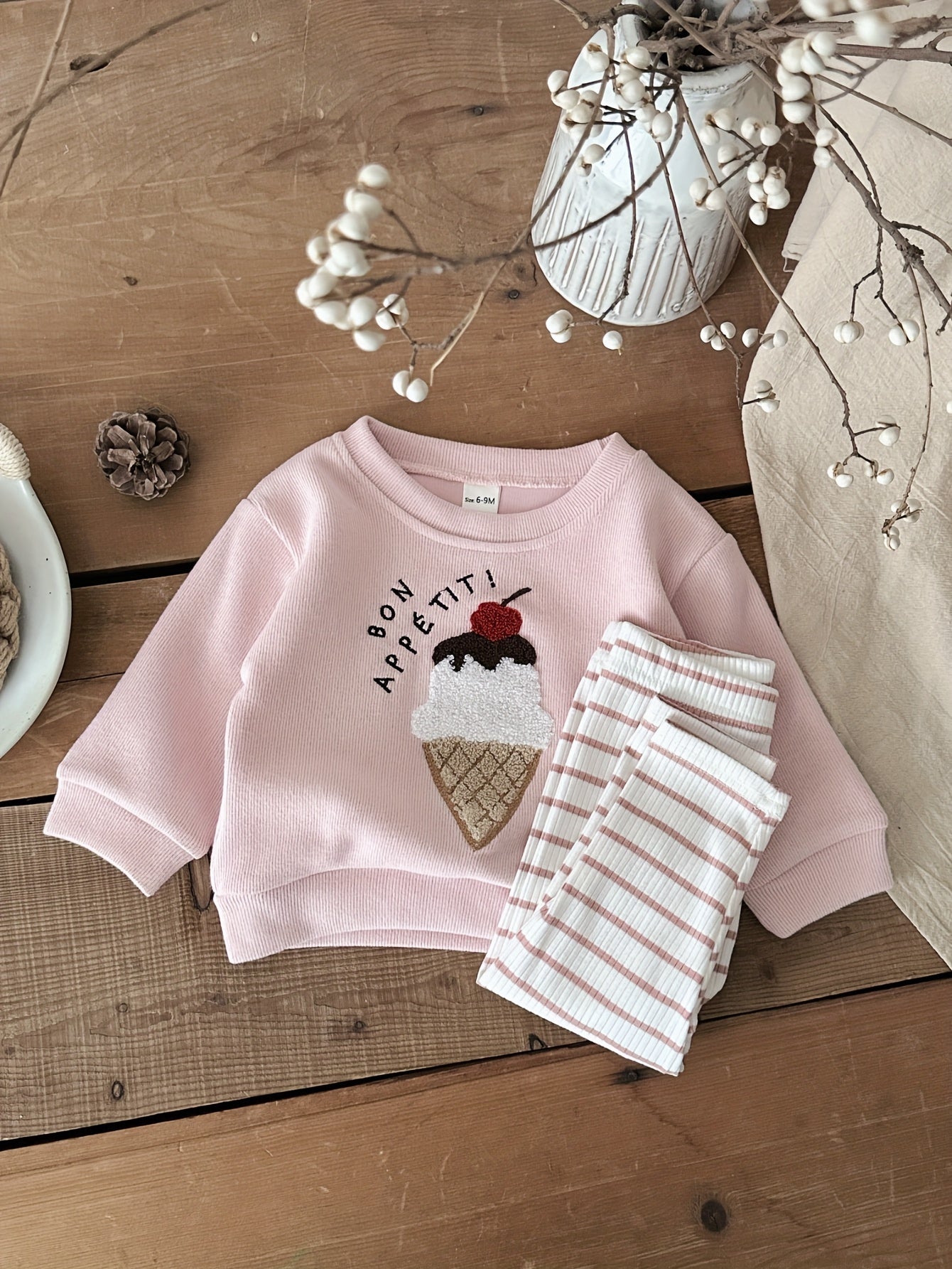 Two-Piece Spring/Autumn Baby Outfit - Cute Ice Cream Patchwork Round Neck Pink Sweatshirt + Pink And White Striped Casual Pants Sweetheart Youngsters Set, Long Sleeve And Trousers, No Additions Included, for Outdoor