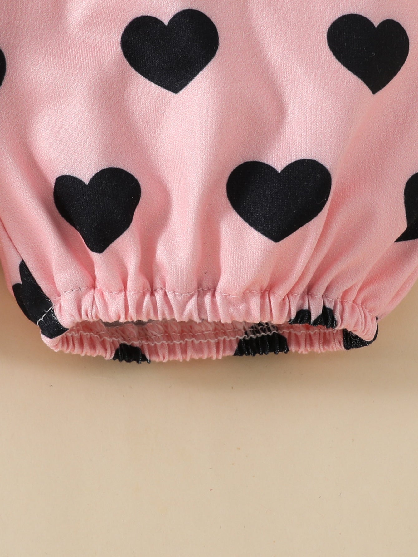 Baby Girl's "Daddy's Girl Mommy's World" Print Lovely Outfit, Short Sleeve Romper & Headband & Heart All-over Print Shorts, Baby Girl's Clothes