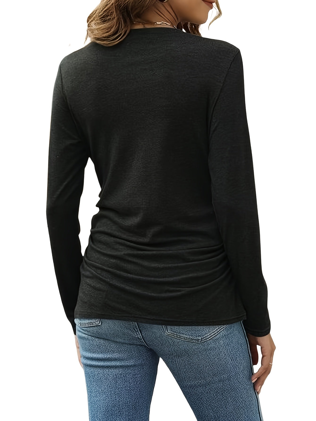 A Three-piece Set Of European And American Fashion Women's Clothing for Autumn And Winter, with Pleated Round Necks And Form-fitting Long Sleeves