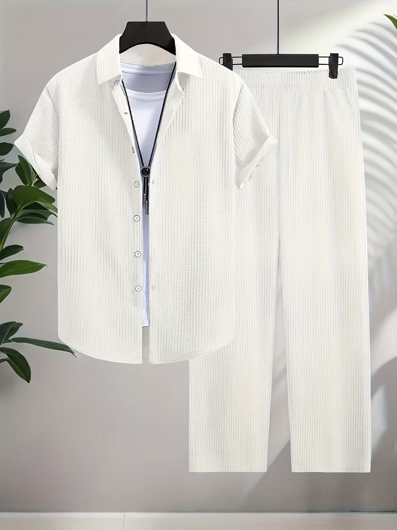Men's Shirt Trousers Suit, Fashionable Bubble Plaid Simple Casual Lapel Short-sleeved Shirt And Solid Color Trousers Suit