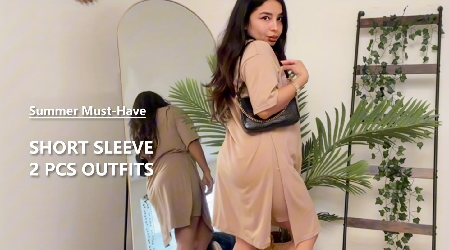 Two-Piece Outfit for Plus-Size Women Featuring a Casual V-Neck Short-Sleeve Top with Side Slits And Drawstring Leggings, Made from Comfortable, Ideal for Everyday Wear