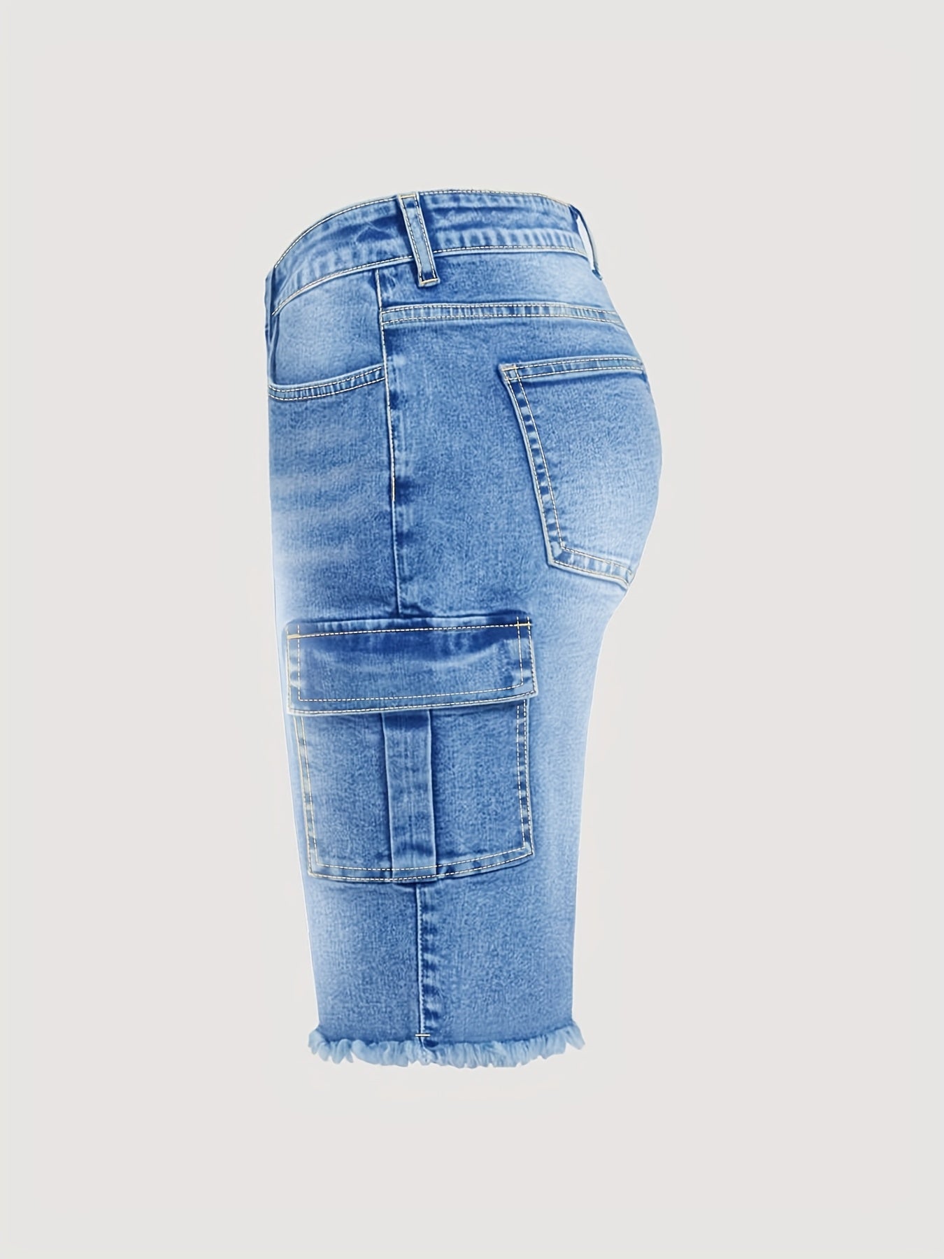 Large Size Imitation Old Blue Raw Edge Trouser Leg Tooling Flip Side Pocket Denim Cropped Pants Slim Retro Street Style High Waist Jeans Simple Fashion Spring And Summer Plus Size Denim Shorts