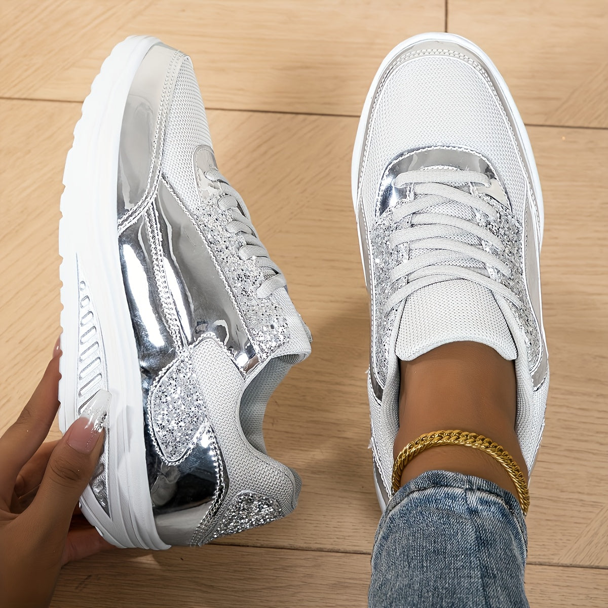 Women's Fashionable Sports Shoes with Shiny Summer Mesh, Breathable Lace-up, Women's Casual Shoes with Thick Soles, Height-increasing Dance Soles, Sequin, Lightweight Soft Soles, Low-top, Large-sized Walking Shoes, Women Shoes, Sneakers