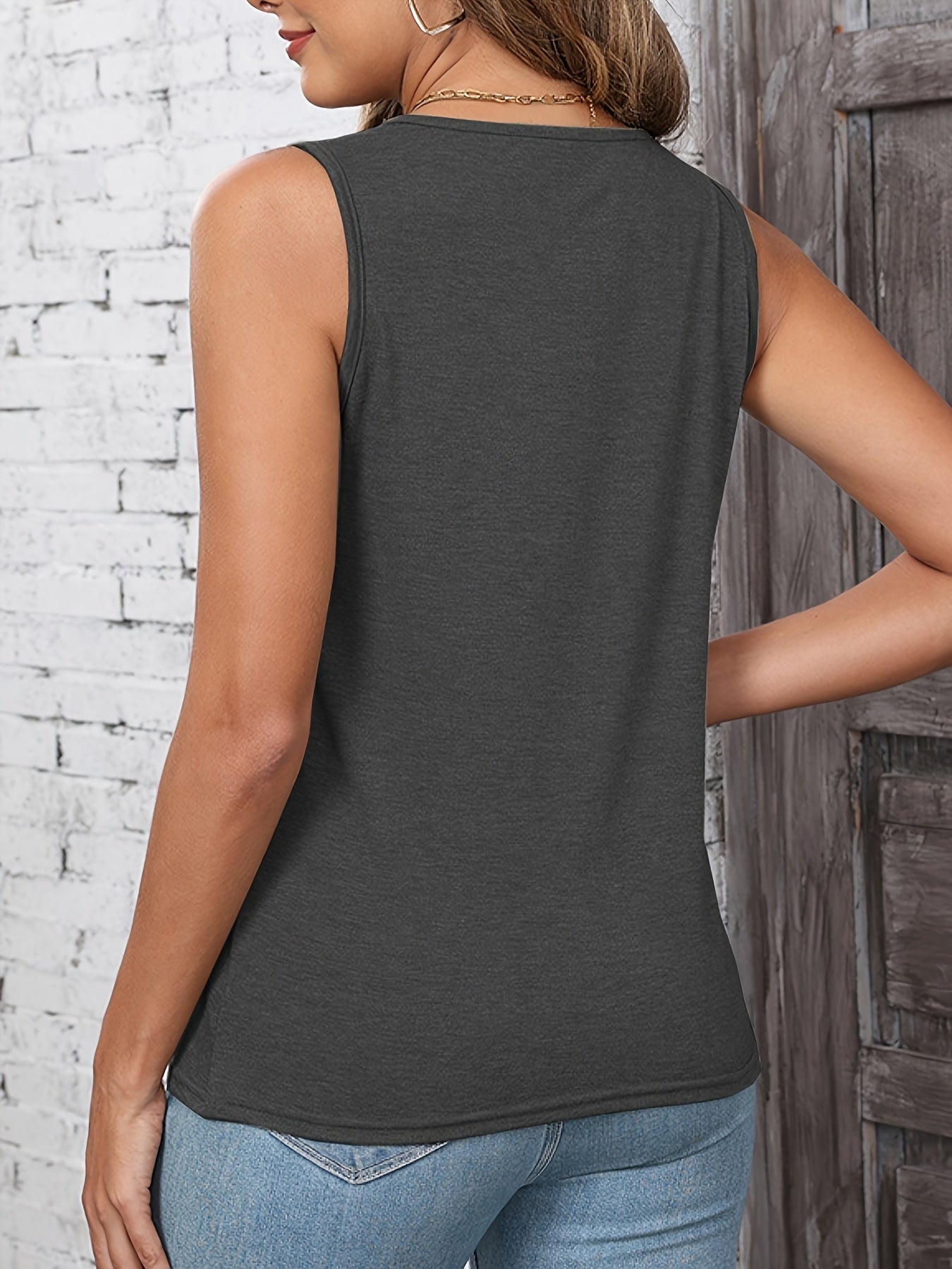 Three-piece Ladies' Summer New Casual Loose Tank Top, Round Collar Pleated Sleeveless Tank Top, Elastic Fabric, Suitable For Warm Weather Wear
