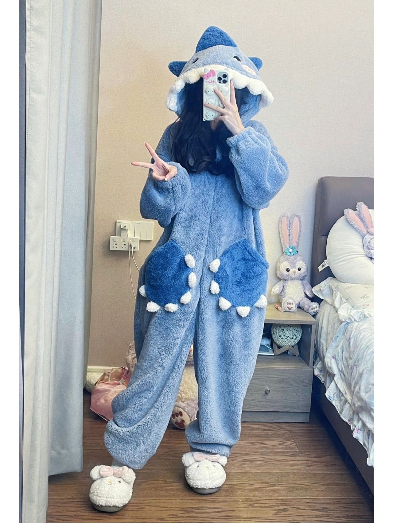 [Hooded Coral Fleece] Winter Jumpsuit Sleepwear, Cute And Sweet Shark Nightgown, Hooded Coral Fleece Thickened And Plush Cartoon Home Outfit