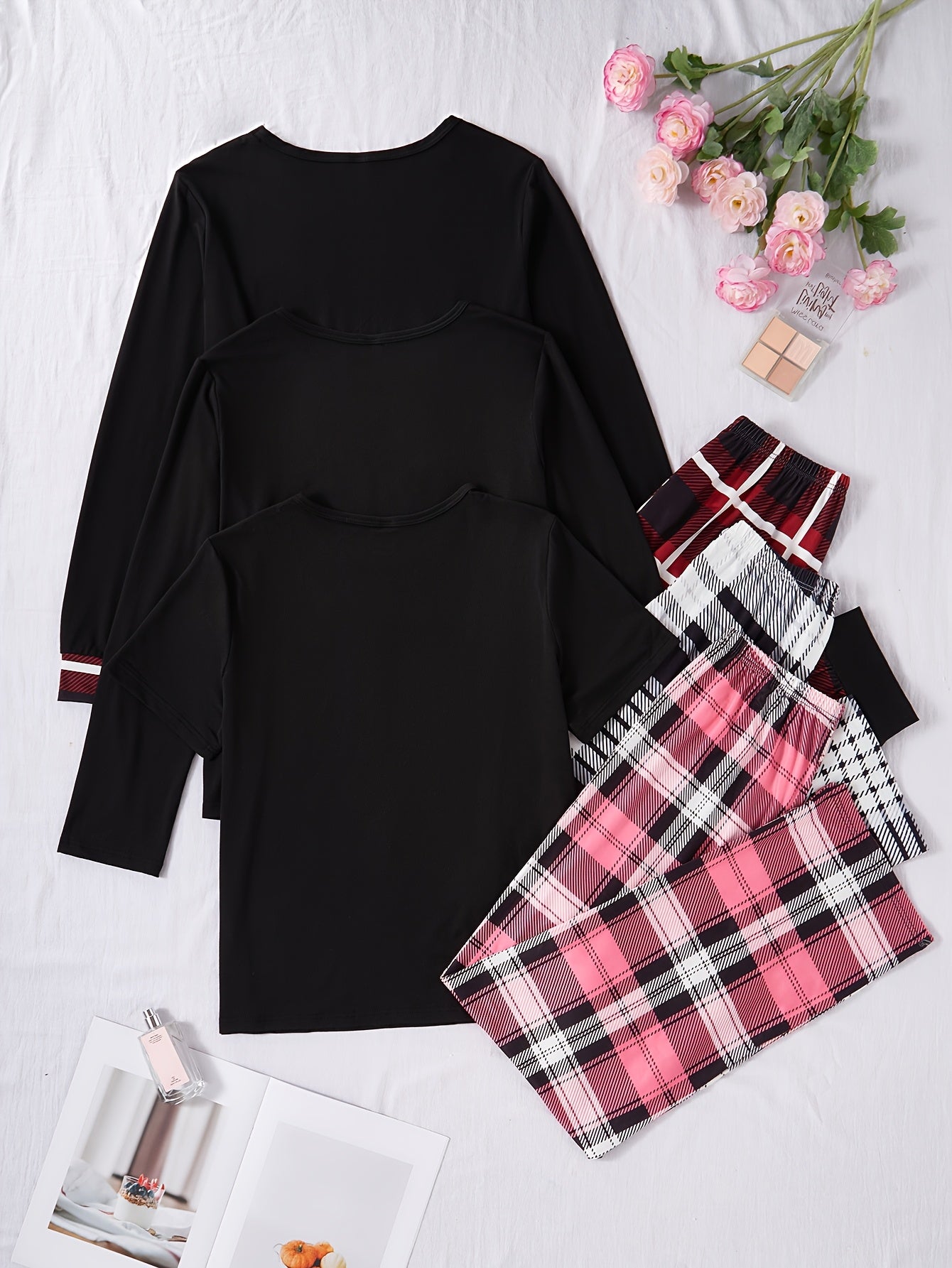A Six-Piece Set of New Casual Home Wear for Women with Heart-Shaped Printed Pockets, Long-Sleeved And Short-Sleeved Tops, Checked Trousers And Pajama Sets