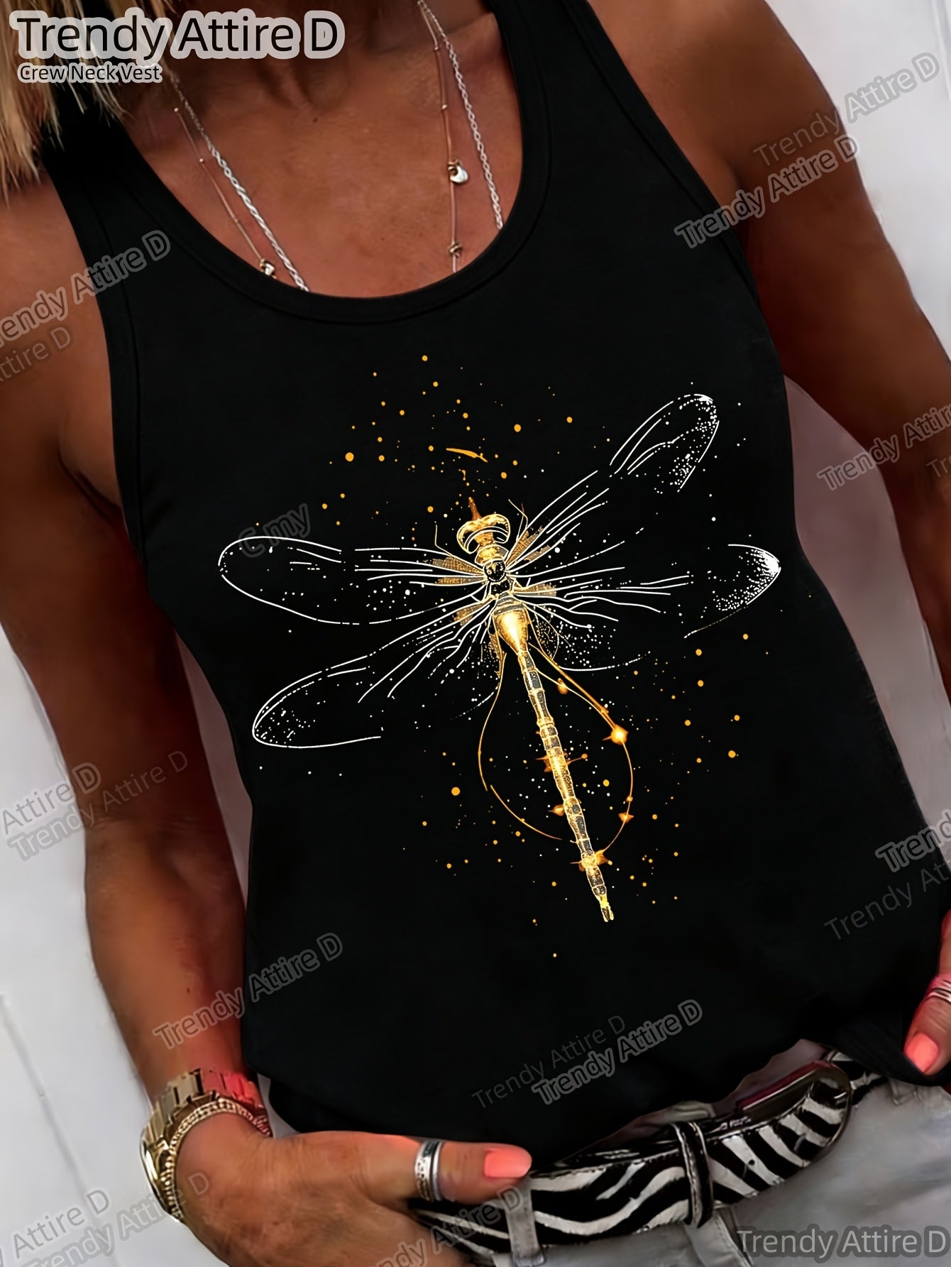 Fashionable Retro Dragonfly Print Crew Neck Top, Casual Short-sleeved Crew Neck Top with a Loose Fit, Washable All-season Comfort, Suitable Casual Wear Loose Fit Durable Prints, Suitable Various Holiday Gifts, Shipped from Local Warehouse
