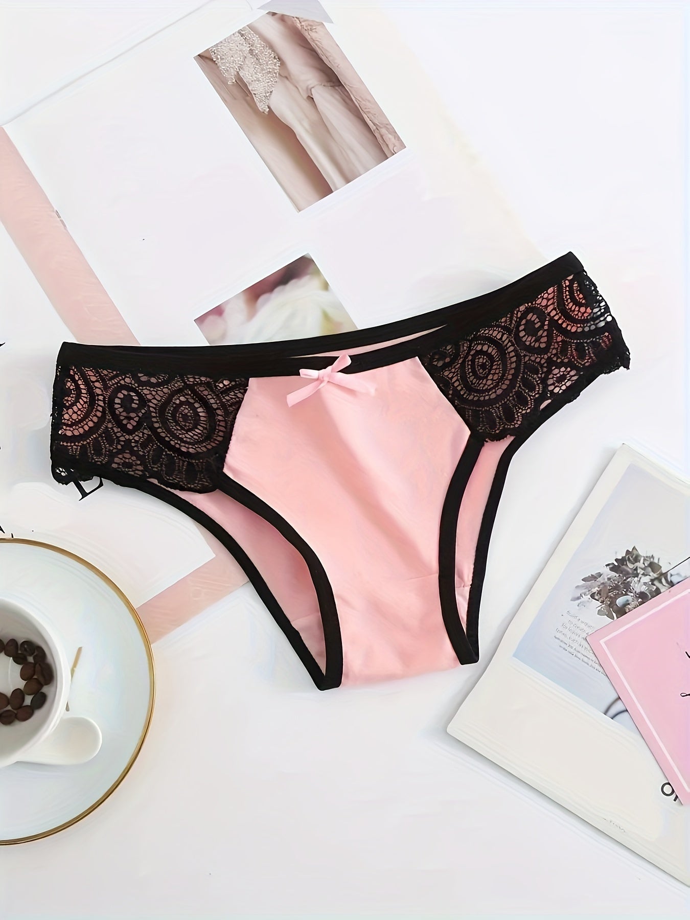 12PCS, Seamless Women's Daily Sports Underwear, Low Waist Comfortable Cotton Splicing Triangle Pants, Lace Lace Bow Underwear Underwear