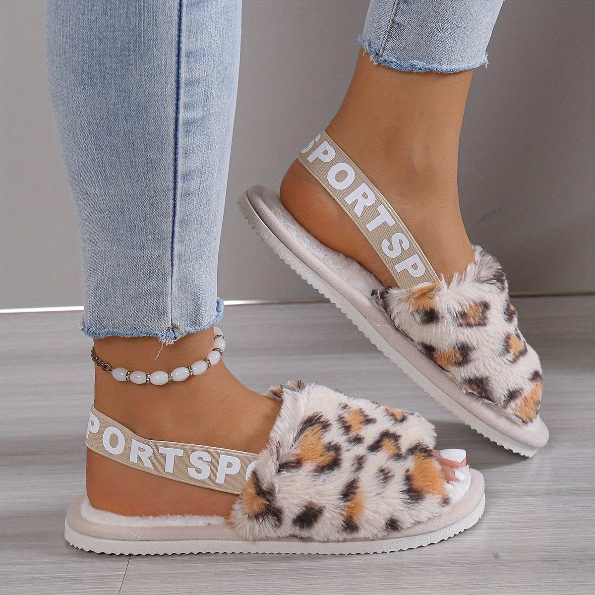 Comfortable Women'S Plush Slippers with a Cozy Leopard Pattern - Warm And Breathable Indoor Footwear Featuring an EVA Sole And Pink Accents - Ideal for Home Or Dorm Use, Providing All-Season Comfort., Women Shoes