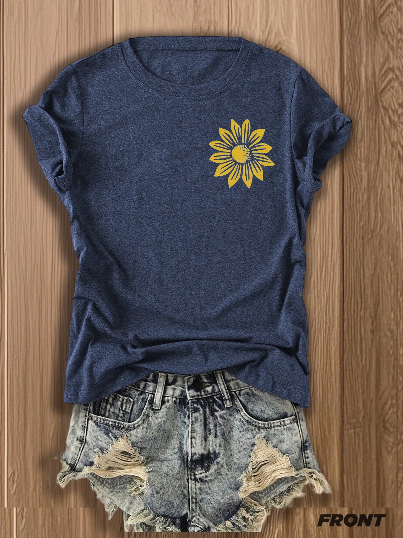 Women'S T-Shirt with Prints on Both Sides, a Gift for Independence Day on June 1St - Attractive Sunflower Design T-Shirt - Retro Style Patterned Top for Women, Perfect for Summer And Casual Outings, Stylish Floral Design