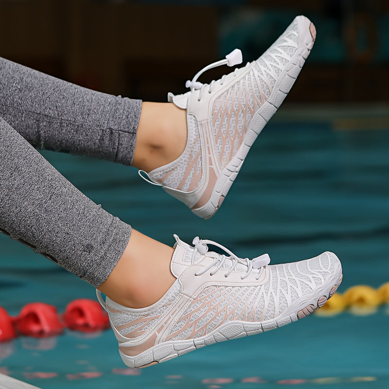 Lightweight And Quick-Drying Athletic Water Shoes, Soft Beach Footwear, Non-Slip Casual Shoes Ideal for Indoor Workouts, Yoga, Swimming, And Wading