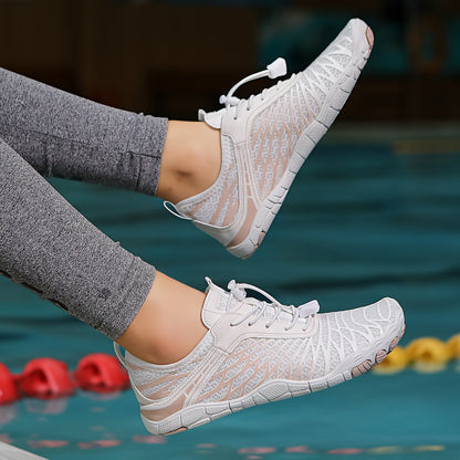 Lightweight And Quick-Drying Athletic Water Shoes, Soft Beach Footwear, Non-Slip Casual Shoes Ideal for Indoor Workouts, Yoga, Swimming, And Wading