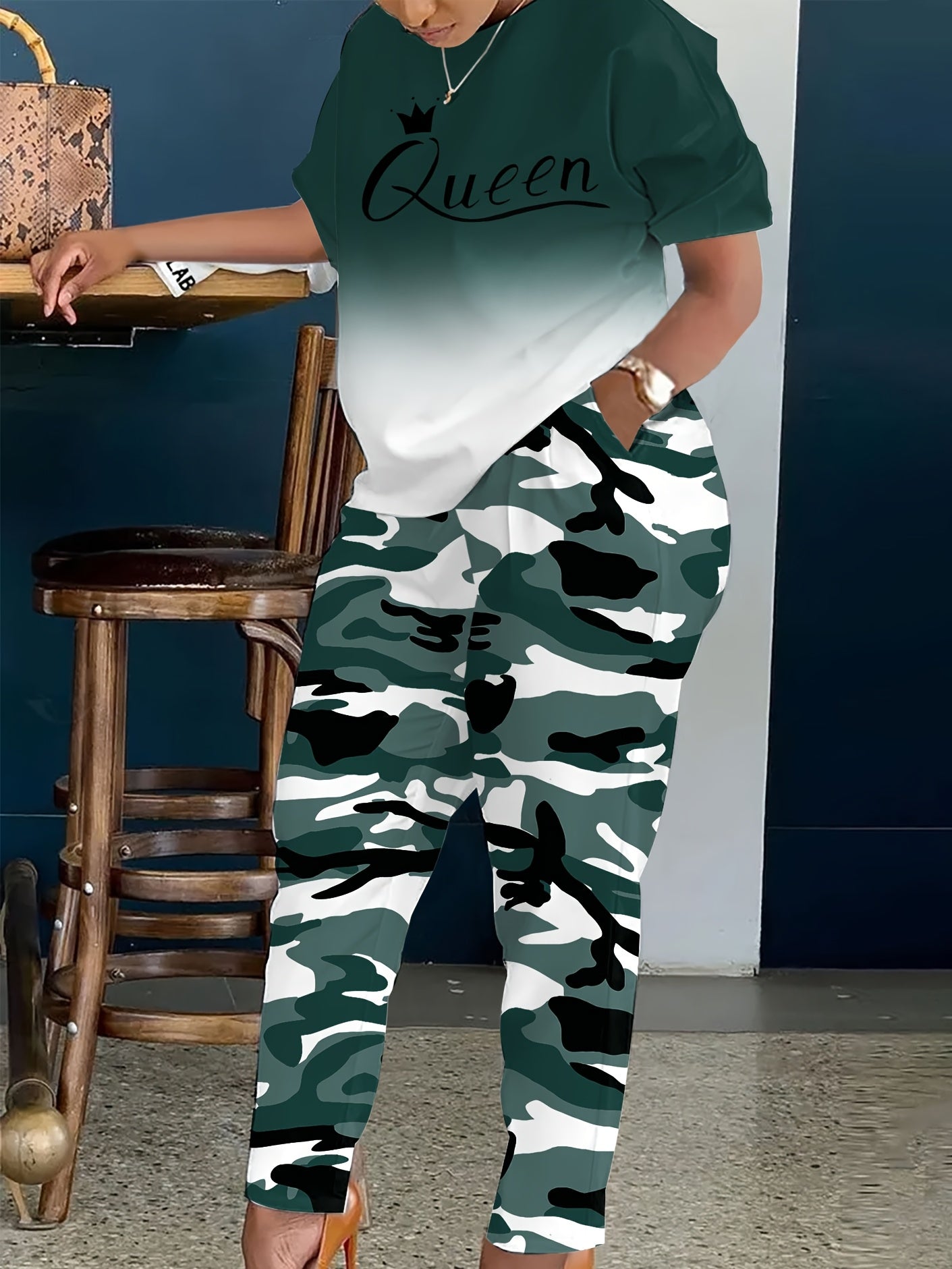 Plus Size - LADIES' Plus Size Daily Fashion Casual Set: Letter Print Crew Neck Short Sleeve T-shirt + Camouflage Long Pants With Pockets