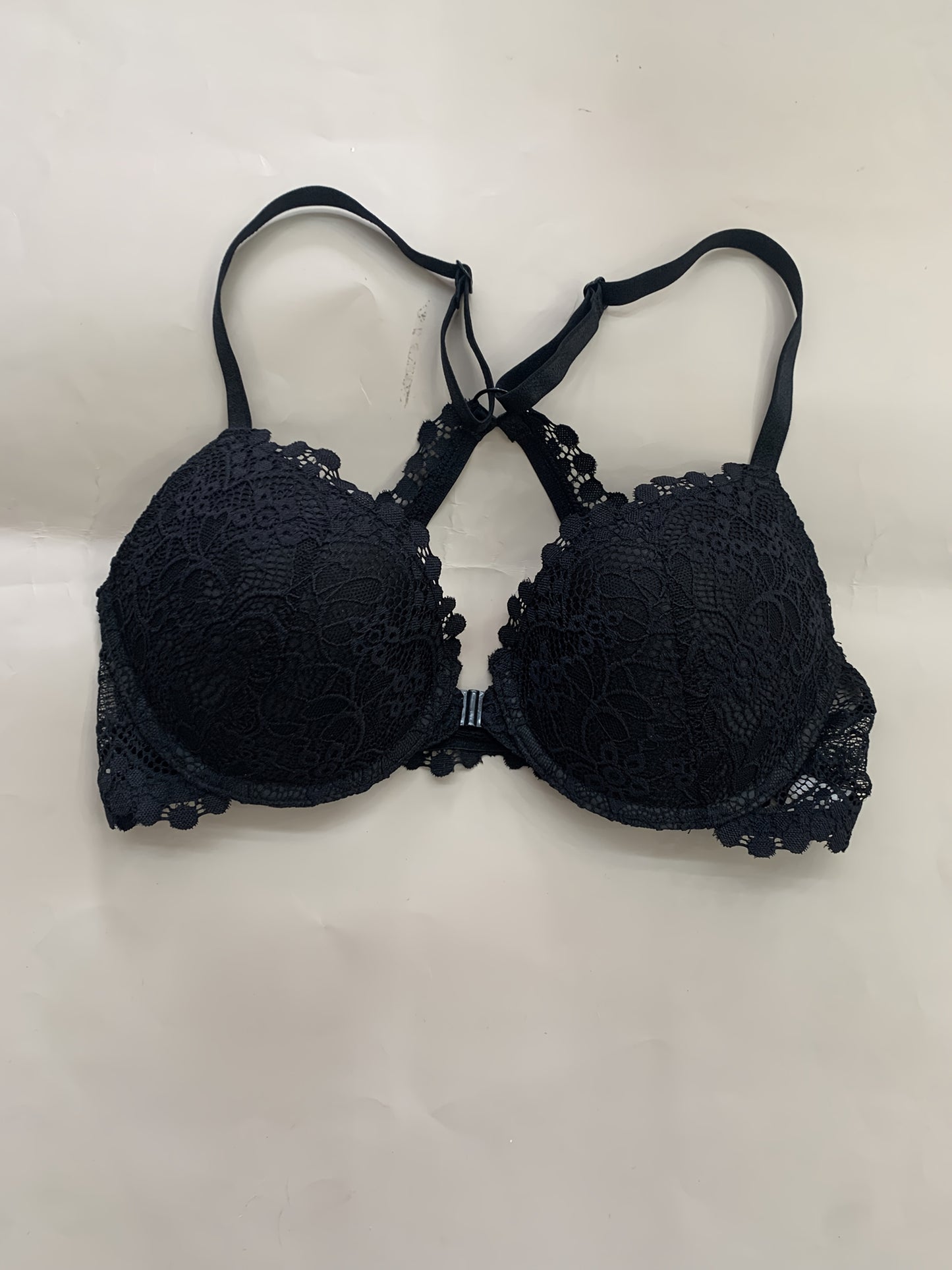 Women'S Contrast Lace Push-Up Bra with Underwire - Sexy Back Accentuating Design, Breathable Non-Removable Padded Cups & Adjustable Straps for Everyday Comfort, Strapless Push Up Bra, Comfortable Undergarment, Elegant Undergarment, Hook Closure Bra