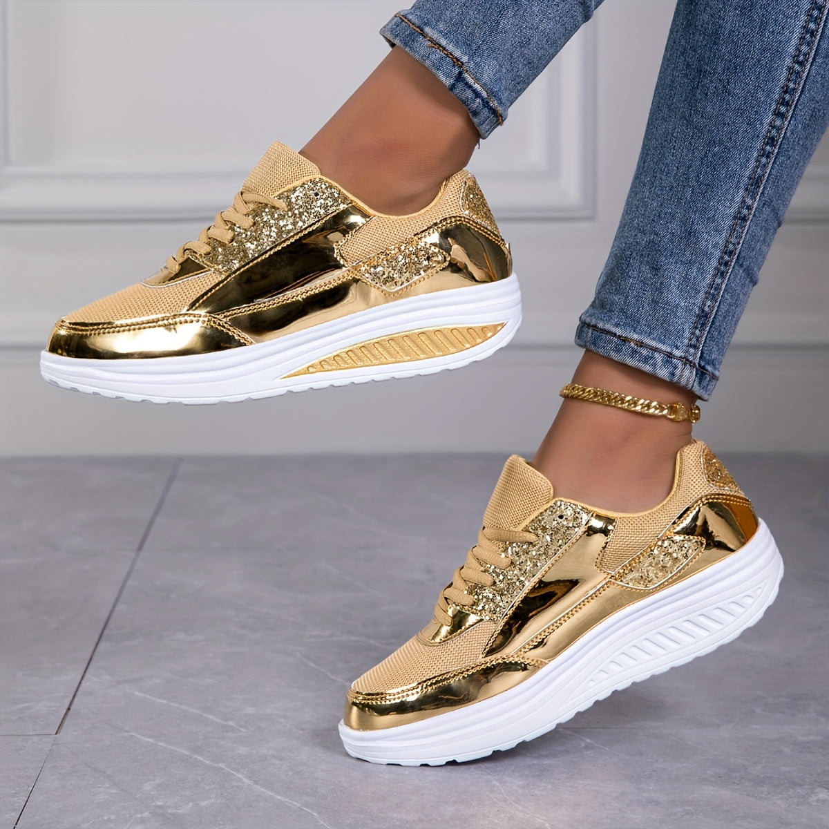 Women's Fashionable Sports Shoes, Lace-up Casual Shoes with Shiny Decorations, Thick-soles, Height-increasing Dance Soles, Sequin, Lightweight Soft-soles, Low-top, Large-sized Walking Shoes, Women Shoes