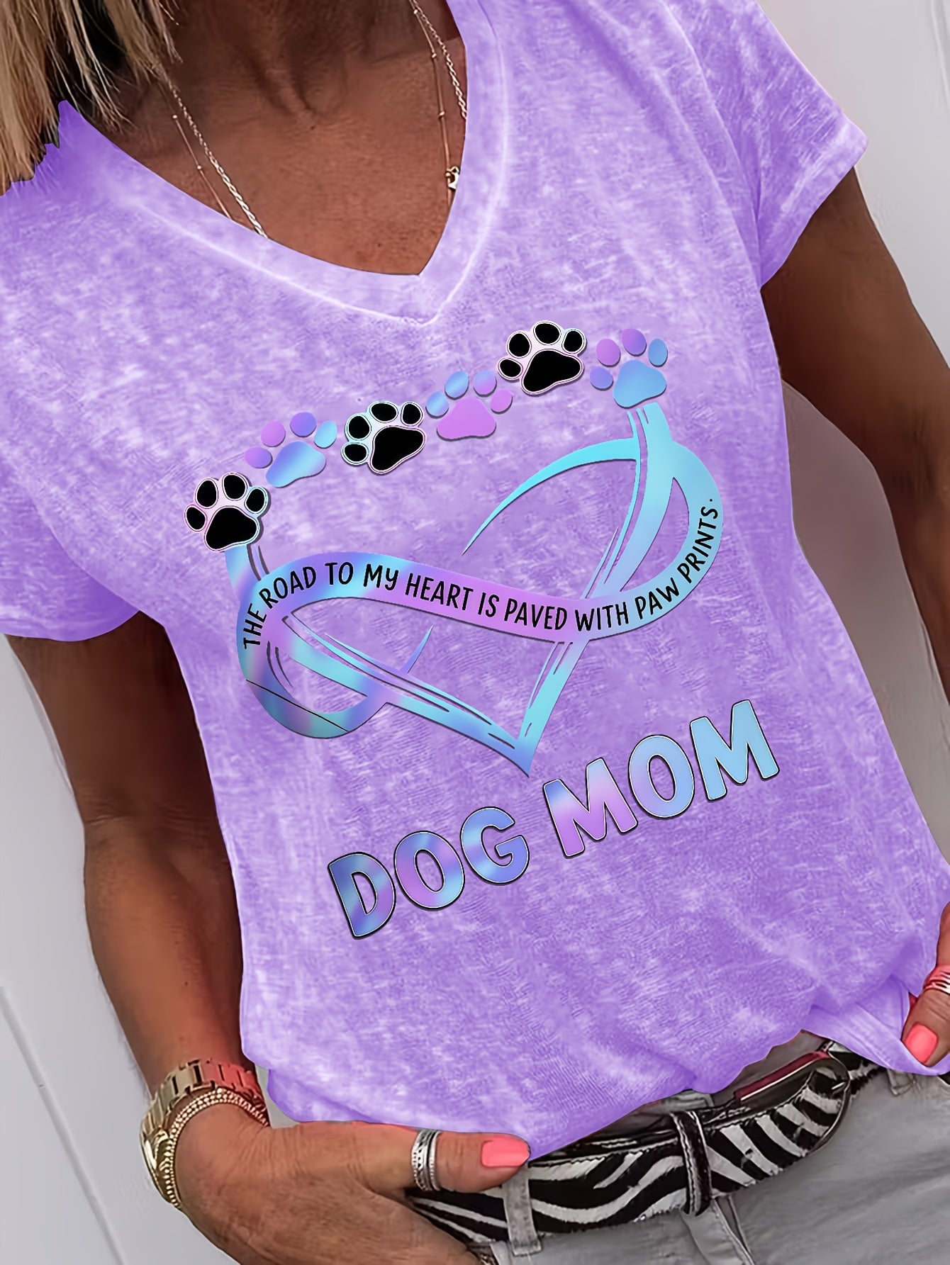 Women'S V-Neck Short Sleeve T-Shirt - Dog Mom Paw Prints The Road to My Heart Casual Graphic Loose Tee