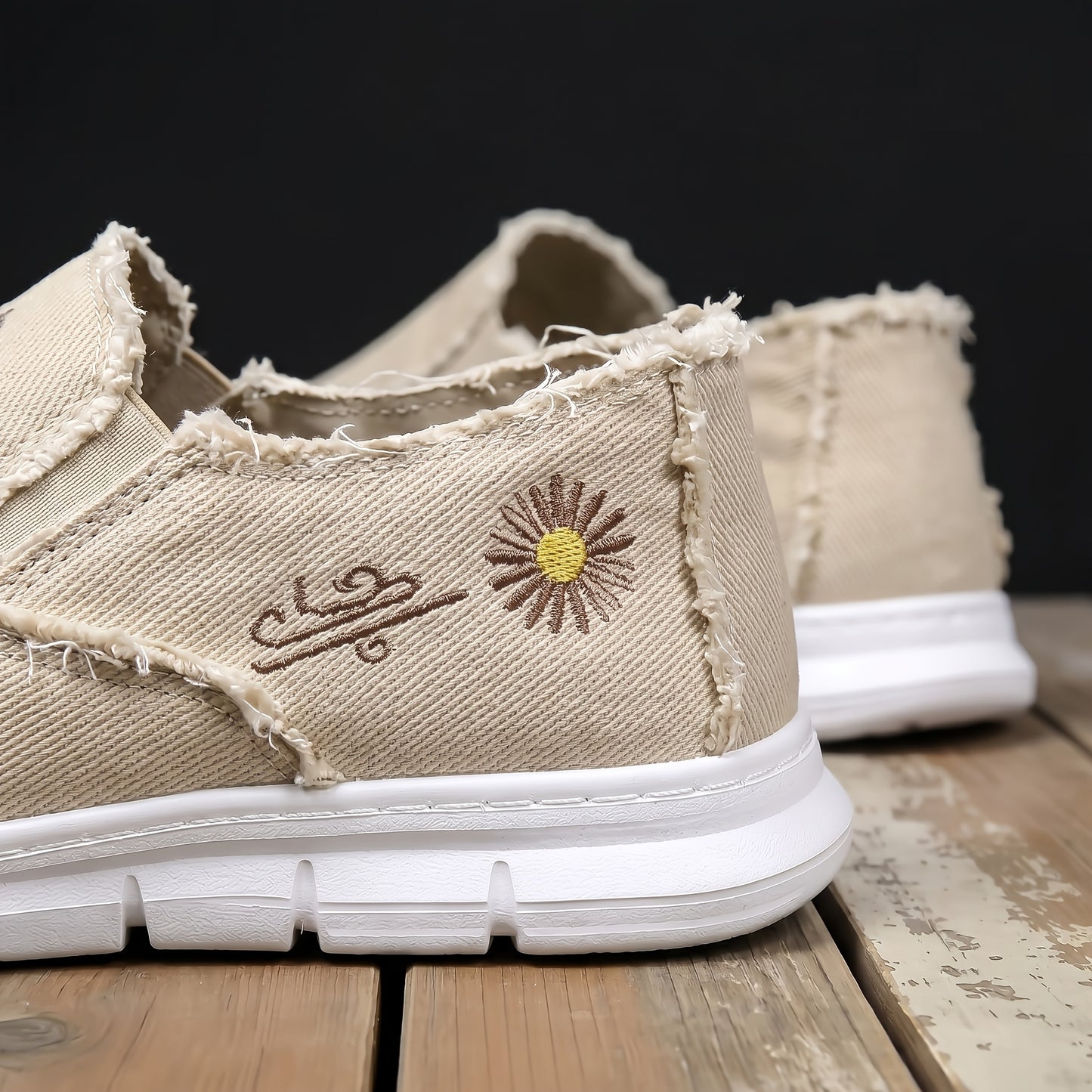 Women'S Casual Shoes, Lightweight And Comfortable Sneakers | Embroidered Details & Thick-soled Design | Ideal For Daily Commutes, Casual Walks, Campus Looks And Travels.Shoes For Women-Womens Shoes-Shoes For Women -Sneakers For Women