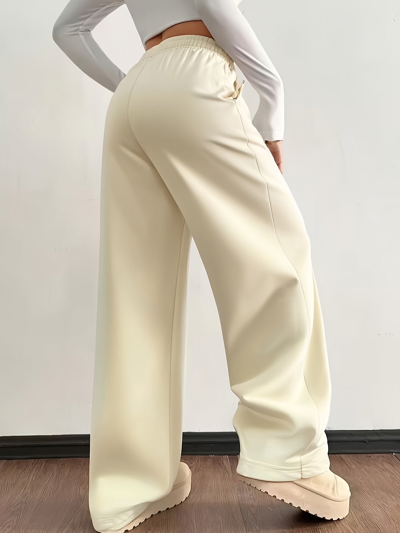 3pcs Spring And Summer Trendy Versatile Long Pants [Soft Joggers] Sizes Run Large, It Is Recommended to Choose One Size Smaller. Women's Soft Joggers - Loose Fit, Elastic Waistband with Drawstring, Double Side Pockets - Machine Washable