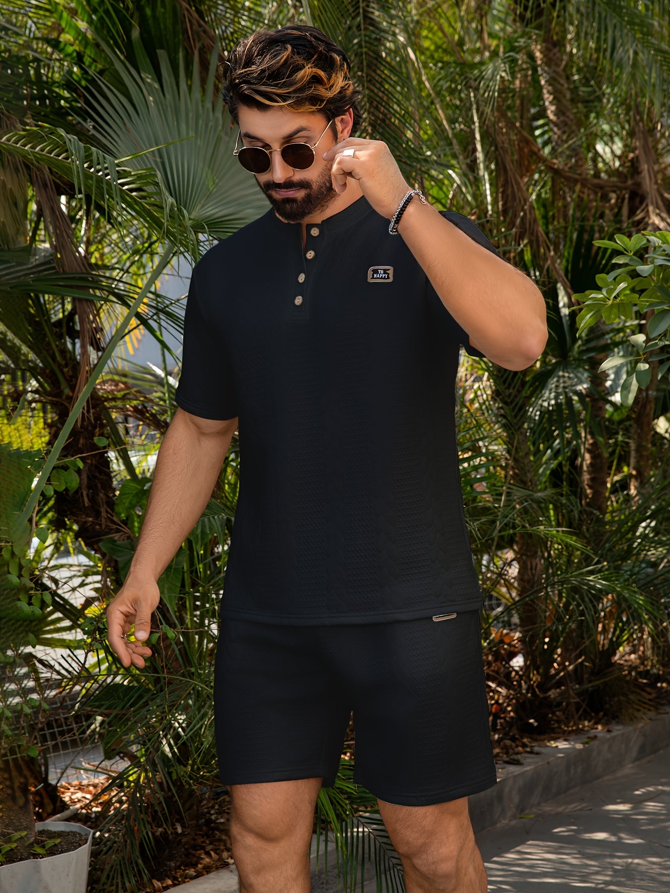 2pcs Men's Round Neck Short Sleeve Plain T Shirt And Front Tie Casual Shorts Set Men's Moisture Transferring Sports Short Sleeve Shorts Set