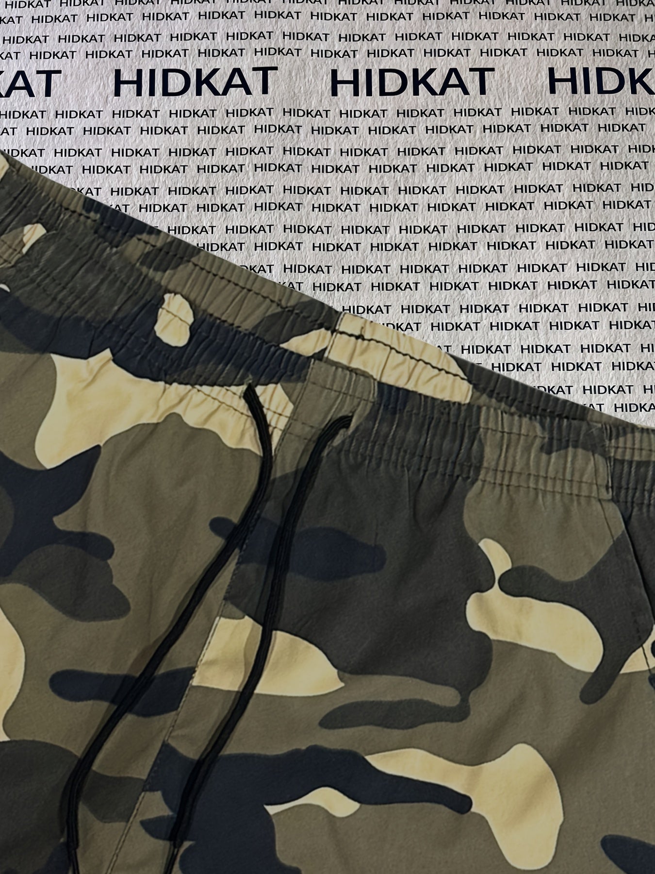 Women's Camo Cargo Pants Summer Lightweight Breathable Outdoor Casual Long Pants with Adjustable Elastic Waistband