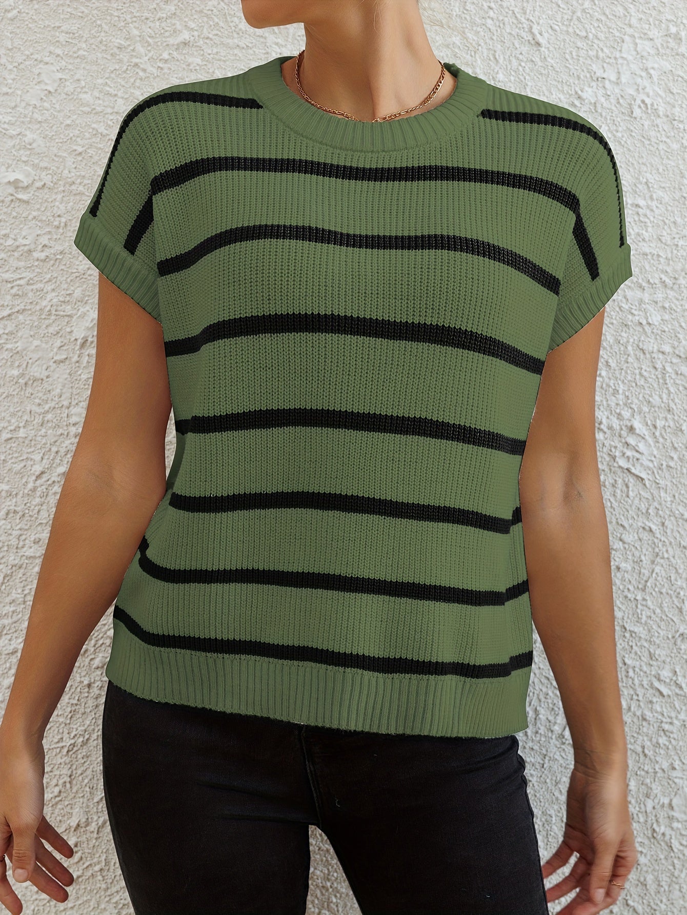Women's Elegant Pullover Sweater - Black & White Horizontal Stripe Top, All-Season Loose Fit Shirt for Casual, Formal, Party Outfits - Easy-Care Everyday Chic Women's Clothing, Casual Wear, Classic Stripes, Quality Stitching, Stylish Blouse, Casual Dresse