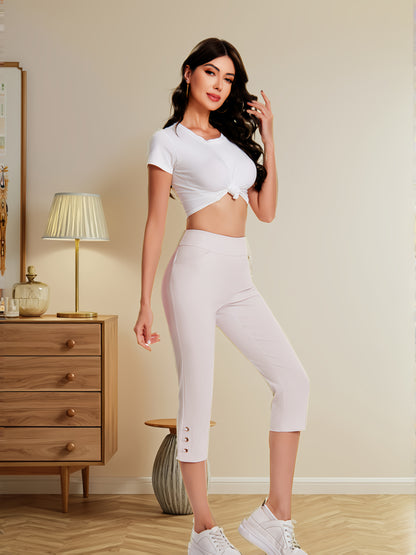 Women's Pull On Straight Leg Capri Pants Stretch Comfort Fit with Eyelet Detail And Two Pockets