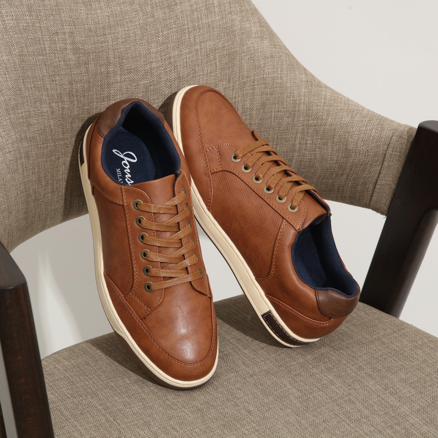 Casual Retro Sneakers for Men, Designed for a Easy And Stylish Look