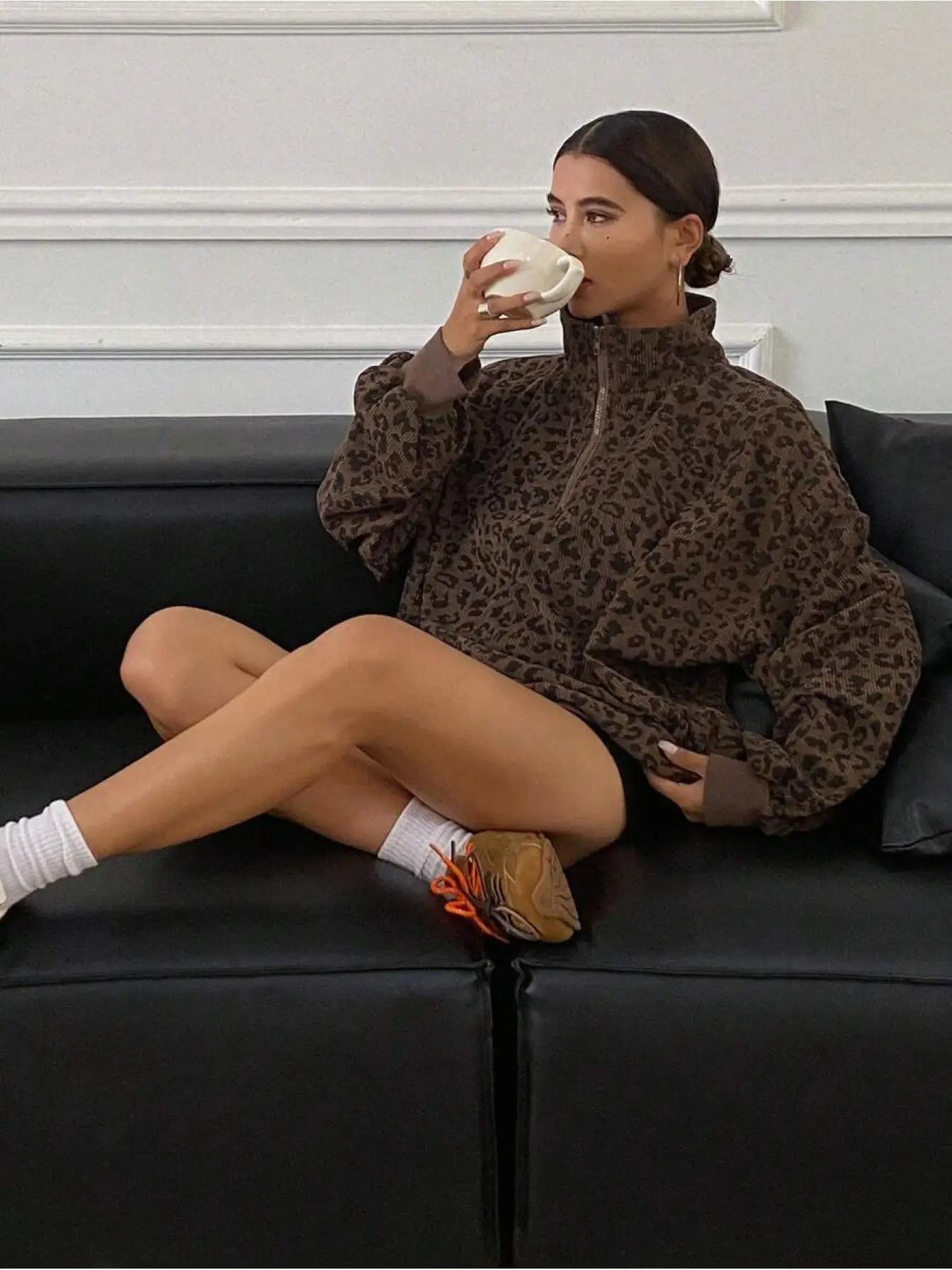 Women's Casual Leopard Print Zip-Up Long Sleeve Sweatshirt - Loose Fit, Half-Zip Design, Brown & Black Retro Style, Cozy Fall/Winter Wear, Leopard Print Sweater