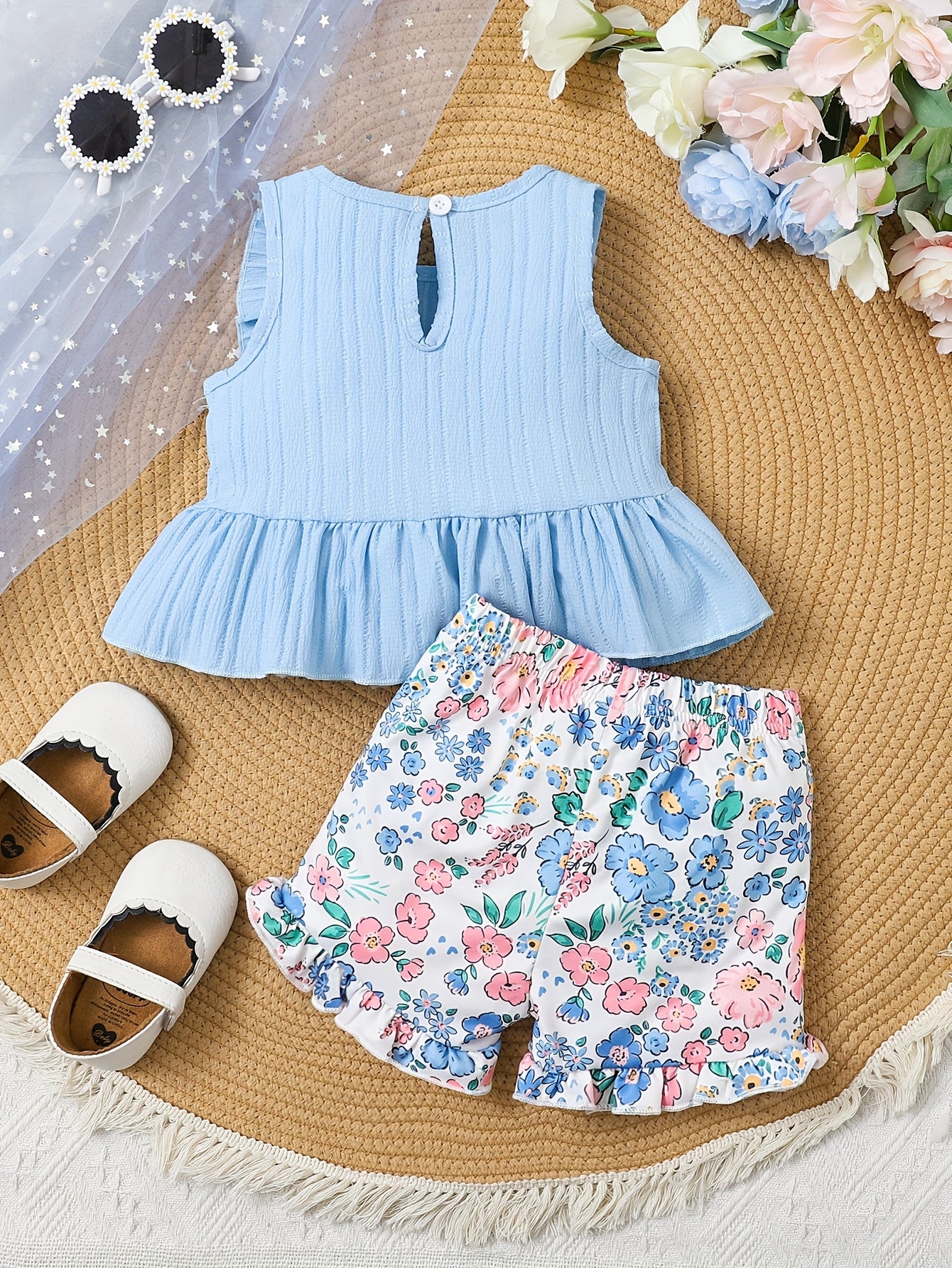 2pcs Girls' Summer Set: Blue Striped Sleeveless Top with Ruffle Design and Floral Print, Bow Detail & Wooden Ear Short Pants Casual Outfit, Perfect for Outdoor