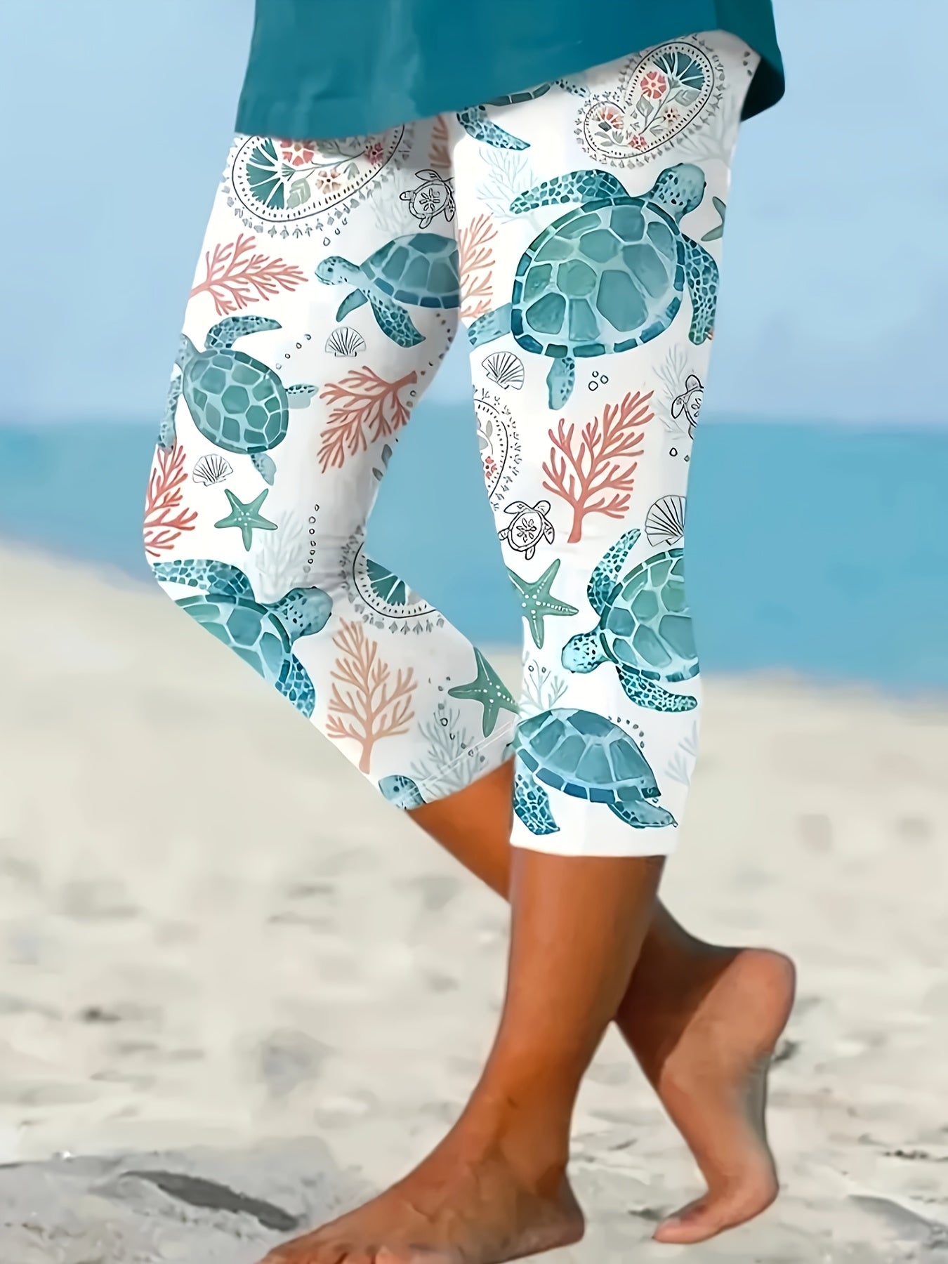 Plus Size, Women's Plus Size Turtle Print Capri Pants - High-Waisted, Stretchy Polyester, Vibrant Ocean Life Design, Elegant & Comfortable for Beach or Casual Attir