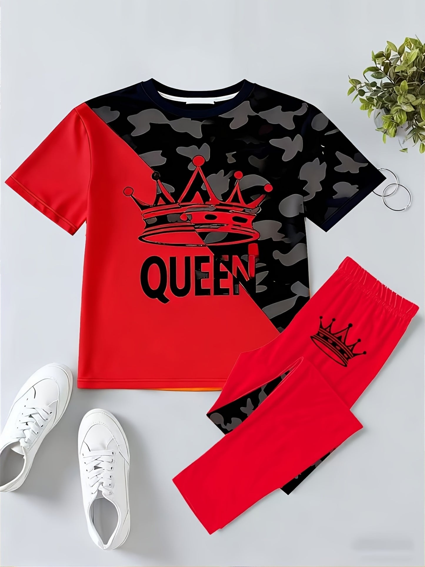 Spring/Summer Women'S Color-blocked Crown and Letter Print Short-sleeved T-shirt and Trousers Set | Casual Crew Neck Pullover with Alphabet Patterns