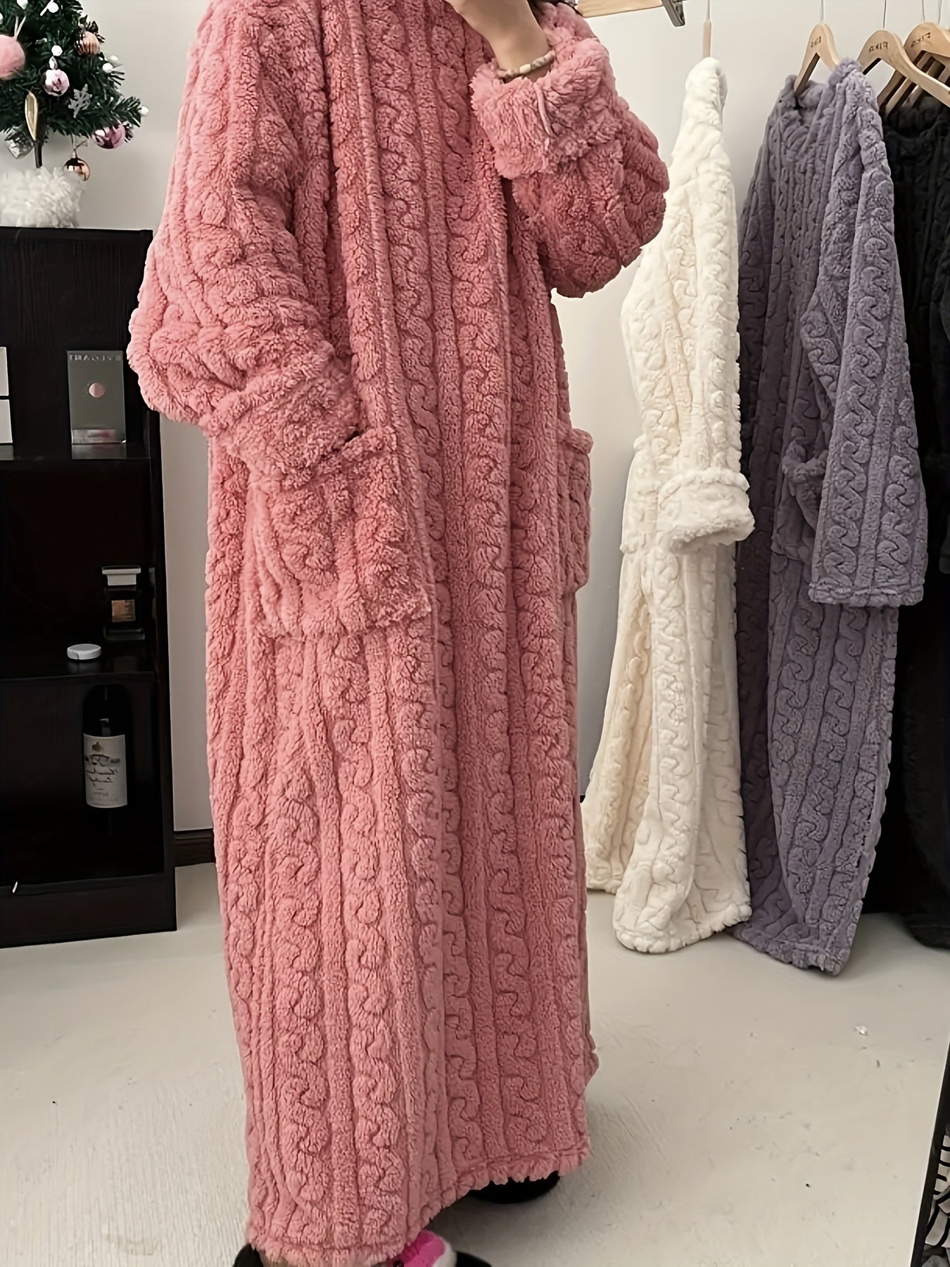 Ladies' Thick Coral Velvet Sleeper Robe - Super Soft Long with Pocket, Winter Home Sleeper, Machine Washable SPA Casual Clothing, Comfortable and Warm Home Outfit, Round Neck Warm Sleeper, Durable and Comfortable Material