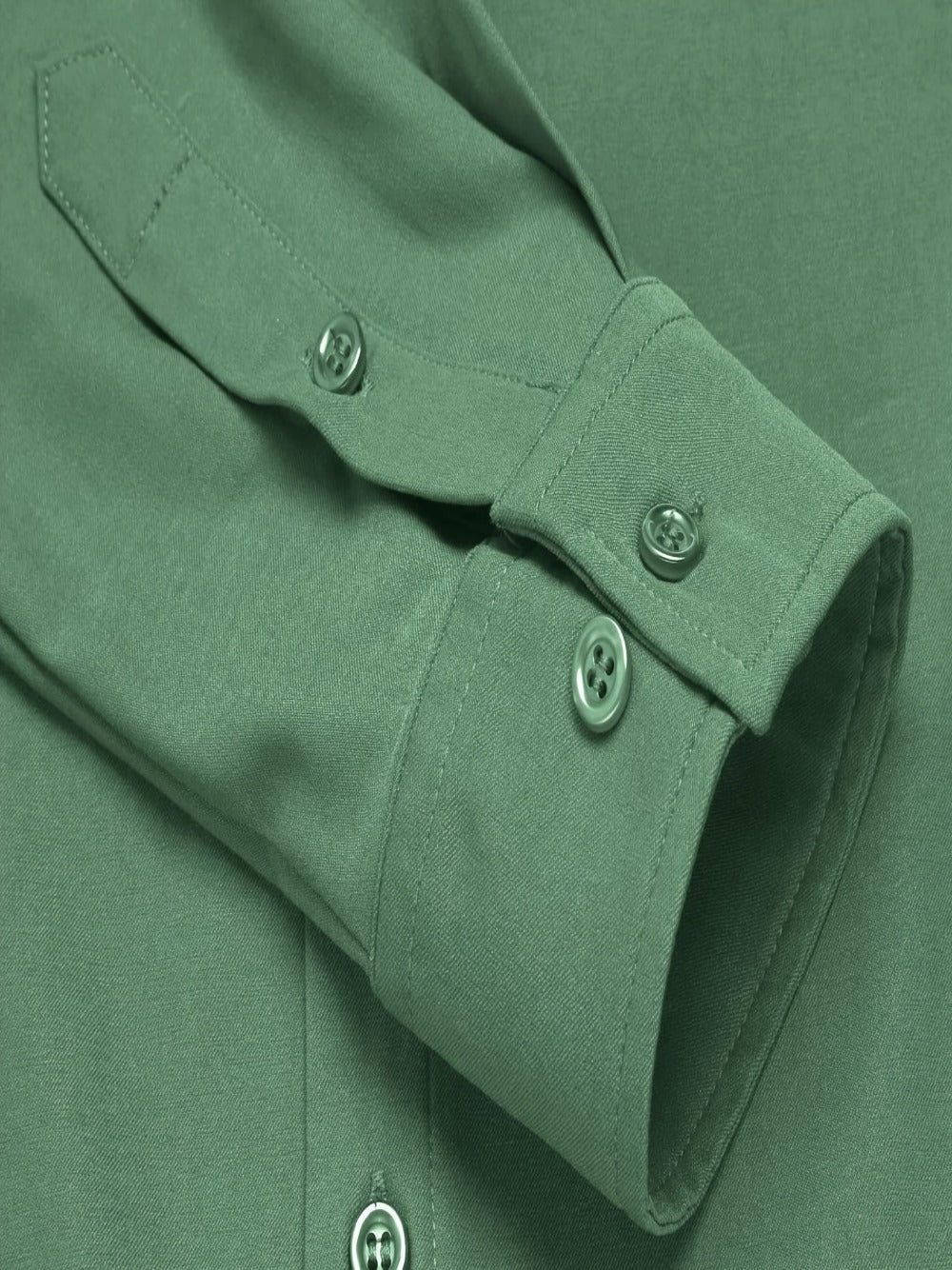 Men's Solid Slim Fit Long Sleeve Dress Shirt - Wrinkle Resistant