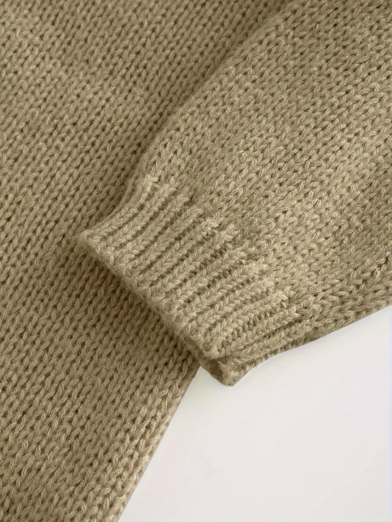 Plus Size - Plus Size Elegant Cuff Lapel Sweater-Soft Fabric, Simple Three-dimensional Color Design, Ideal For Autumn And Winter Casual Wear, Women'S Long Sleeve Sweater, Elegant Style
