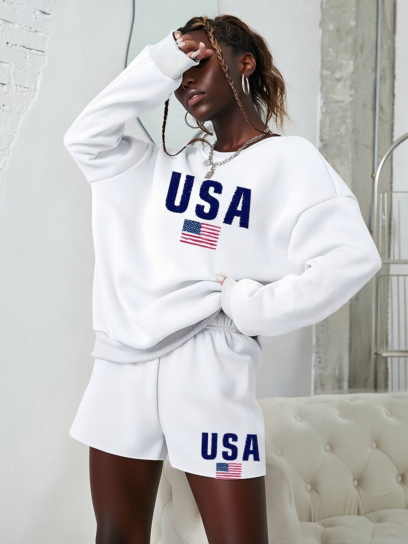 Women'S Casual And Versatile Letter Pattern Sports Home Suit, Round Neck Long-Sleeved Sweatshirt And Shorts, Loose And Casual Matching