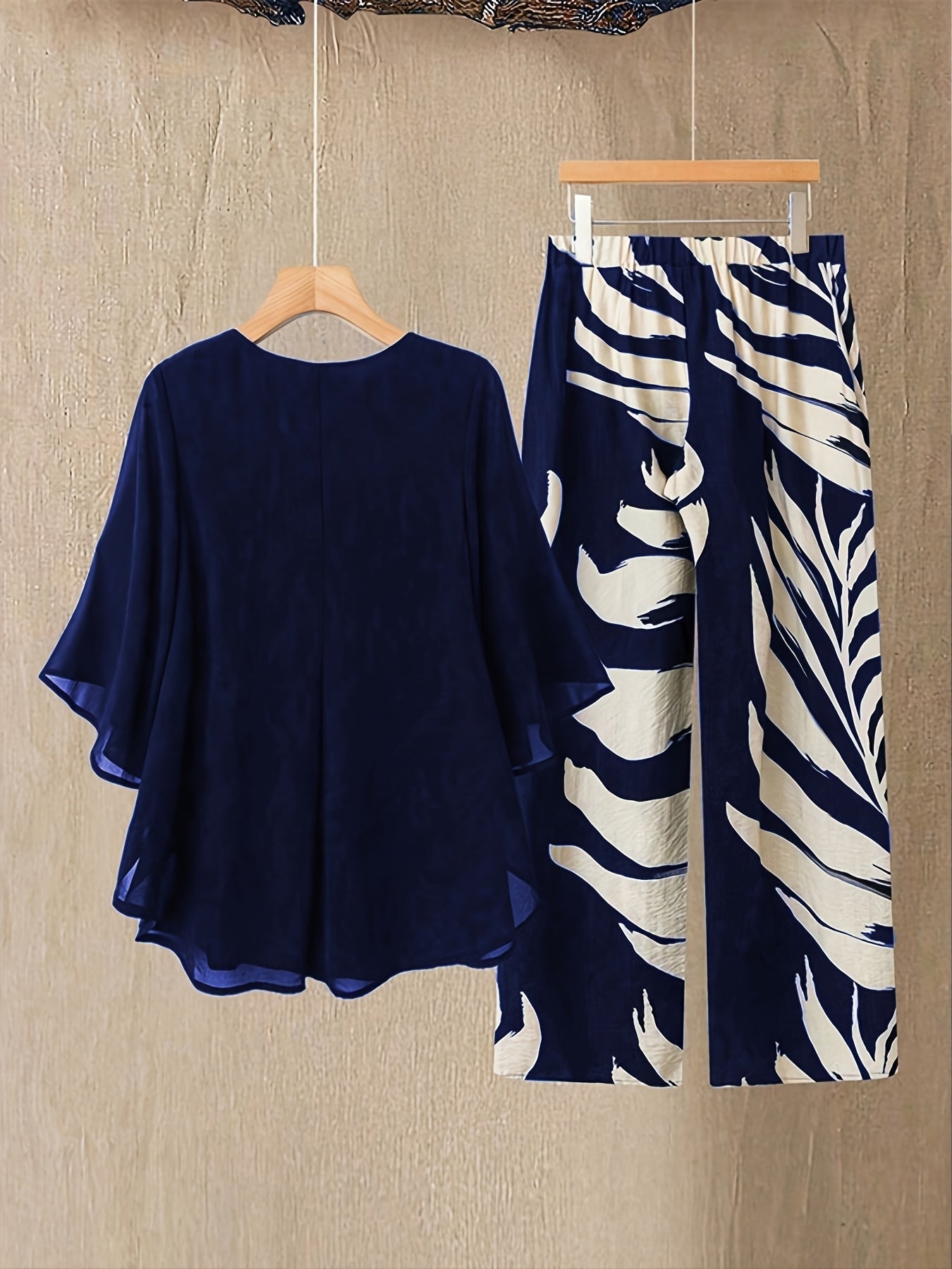 Plus Size - Plus Size - 2pcs Plus Size Women Set: Chiffon Batwing Sleeve Top And Plant Print Long Pants