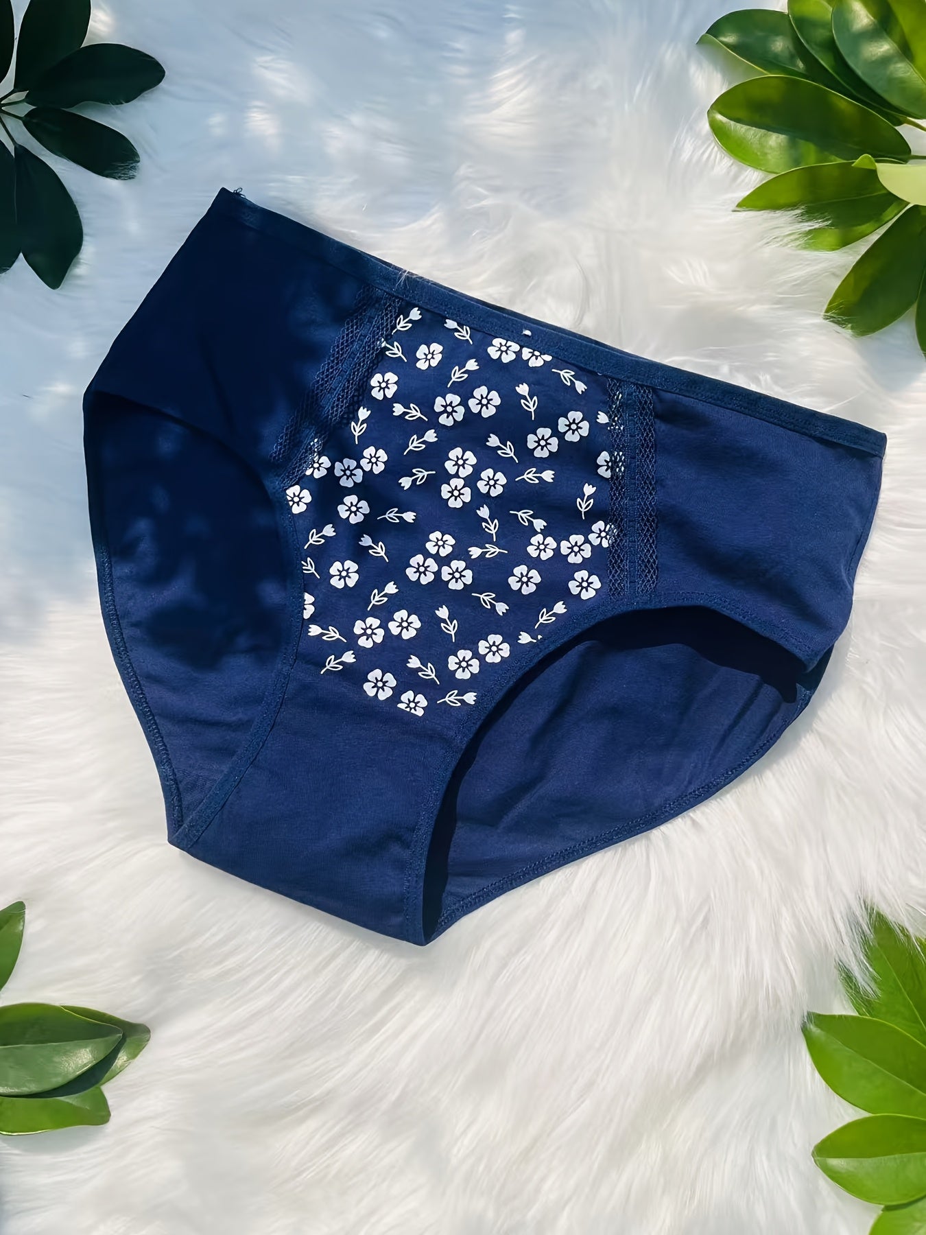 17pcs Women's Comfortable Mid-Waist Printed Bikini Panties, Breathable Butt Lifting Plus Size Panties (Random Delivery)