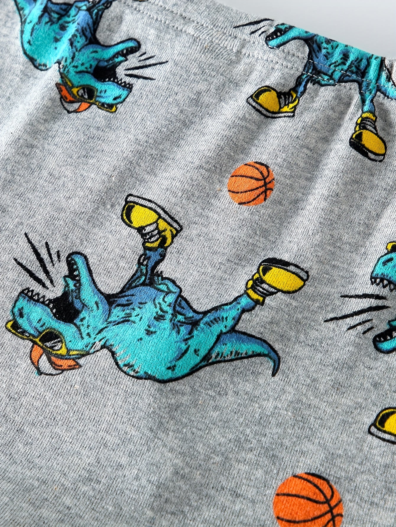 [Random]Randomly Posting 6 Items: Boys' Briefs Featuring Airplane, Dinosaur, Shark, And Other Elements