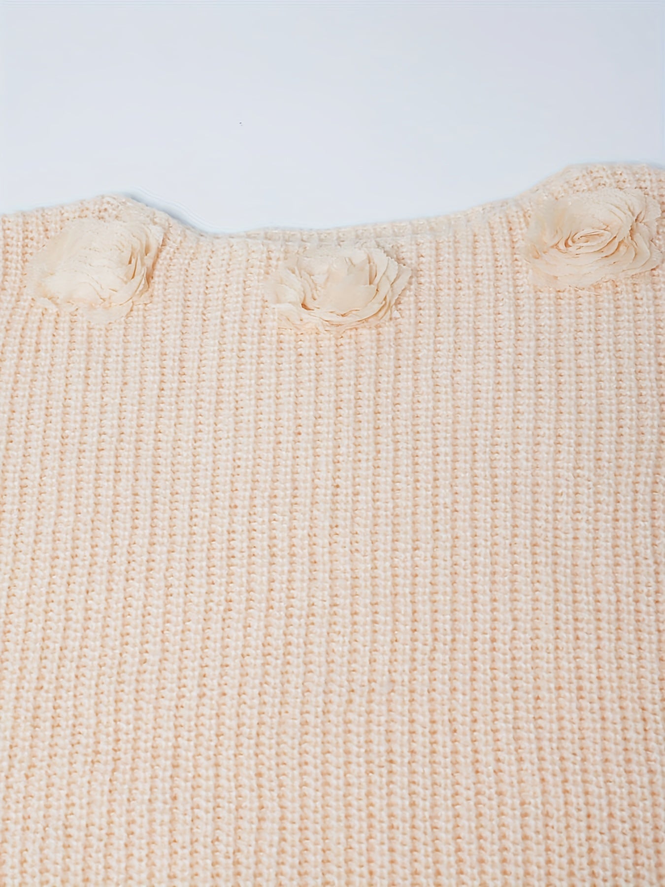 Plus Size - Plus Size - Oversized Pullover, Soft Light Yellow with Rose Lantern Sleeves, Perfect for Casual Outings And Romantic Dates