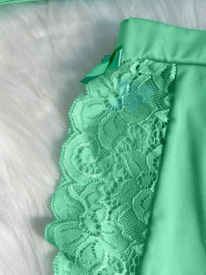 Spring/Summer New Gift Set: Solid Color Lace Trim Halter Neck Tie-Back Button-Up Open-Back Lace Trim Soft Skin-Friendly Sexy Home Sleepwear Set