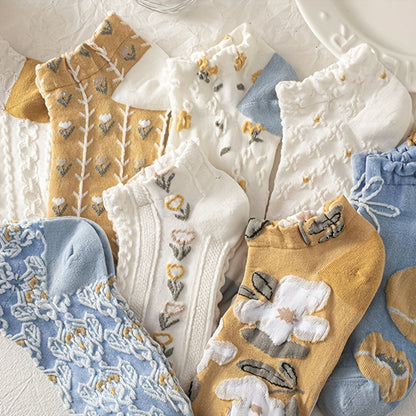 5 Pairs Women's Palace Style Floral Socks 3D Embossed Retro Artistic Floral Design - product view 7