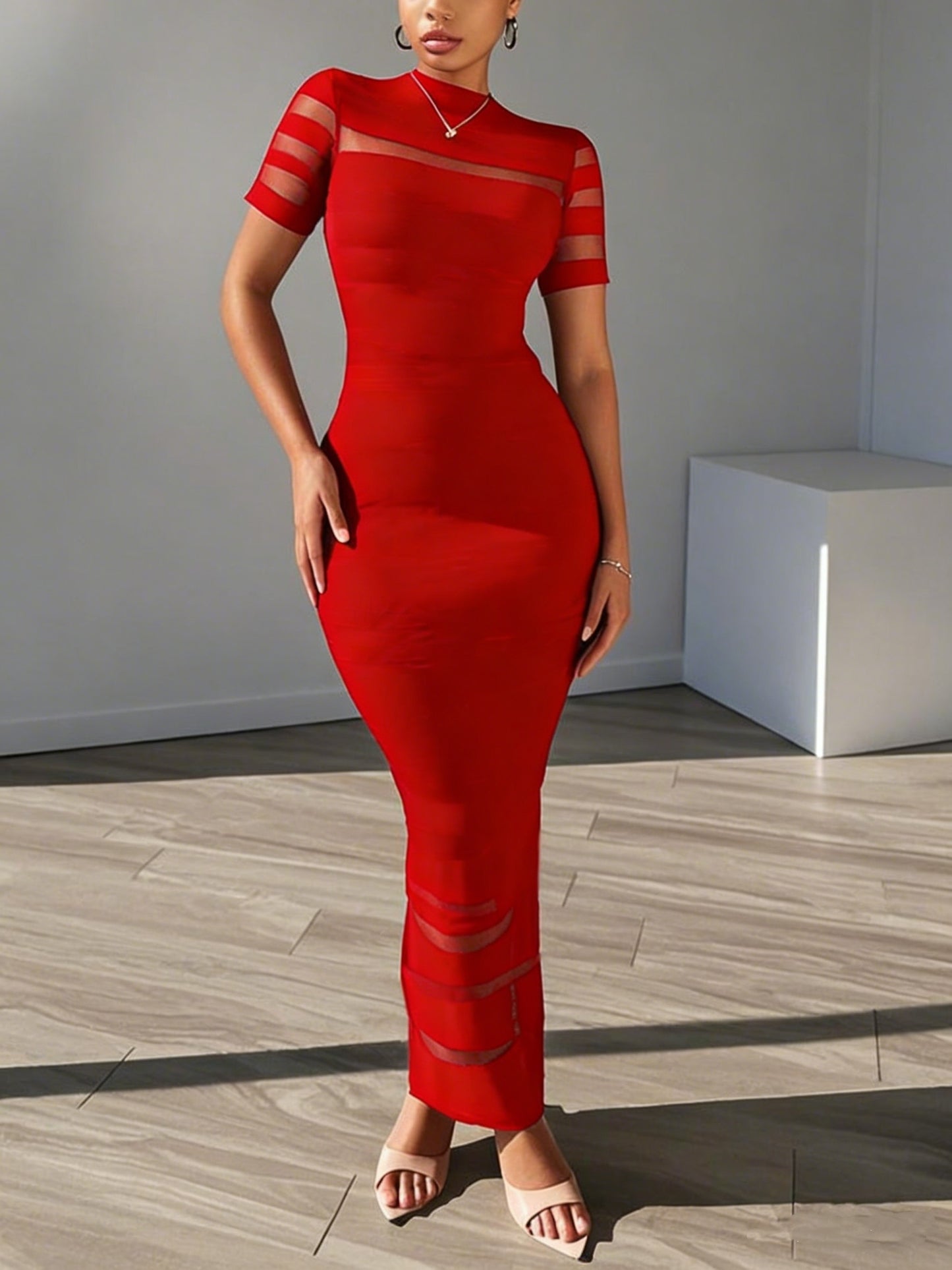 Women's Fashionable and Elegant Style Sheer Mesh Patchwork Slim-Fit Bodycon Long Dress - Short Sleeve High Neck Formal Evening Gown, Sexy Party Dress, Suitable for Nightclub Gatherings, for Spring, Summer, and Autumn