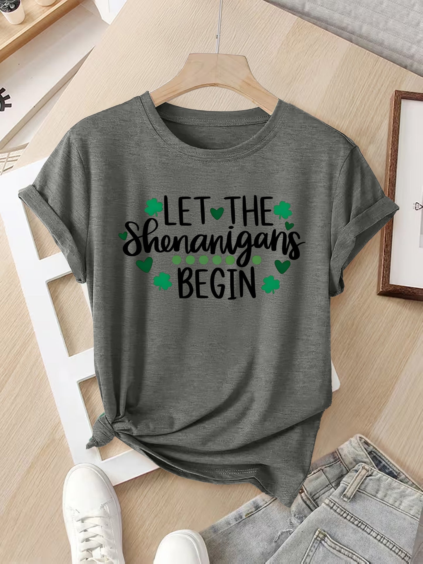 Ladies' Casual Summer T-Shirt - Women'S Knotted Hem Design with Graphic Print 'If I Shenan Once, I'll Shenanigan', Round Neck, Comfortable Fit for Everyday Wear and Sports, Fashion Street Style Tee