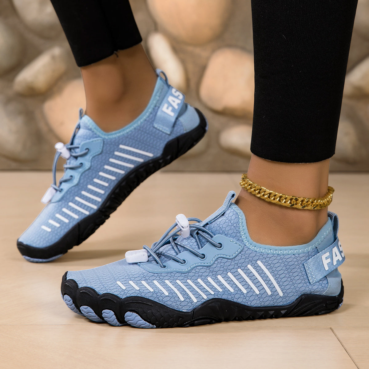 Sneakers, Outdoor Women's Beach Shoes, Anti-slip Swimming, Fitness, Snorkeling, Canyoning Shoes, Quick-drying Lightweight Wading and Rafting Shoes, Canyoning and Diving Shoes, Men's and Women's Anti-cut Barefoot Sock Shoes, Fashionable Vertical