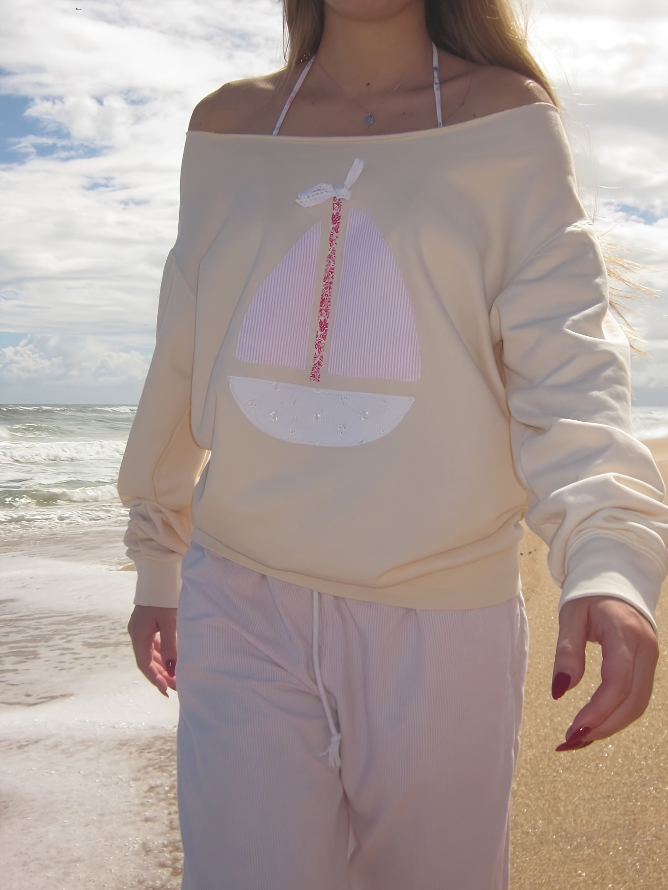 Off-shoulder Geometric Patch Appliqué Long-sleeve Sweatshirt, with a Three-dimensional Sailboat Pattern, Single-shoulder Pullover, New Spring/summer Style, Women's Clothing