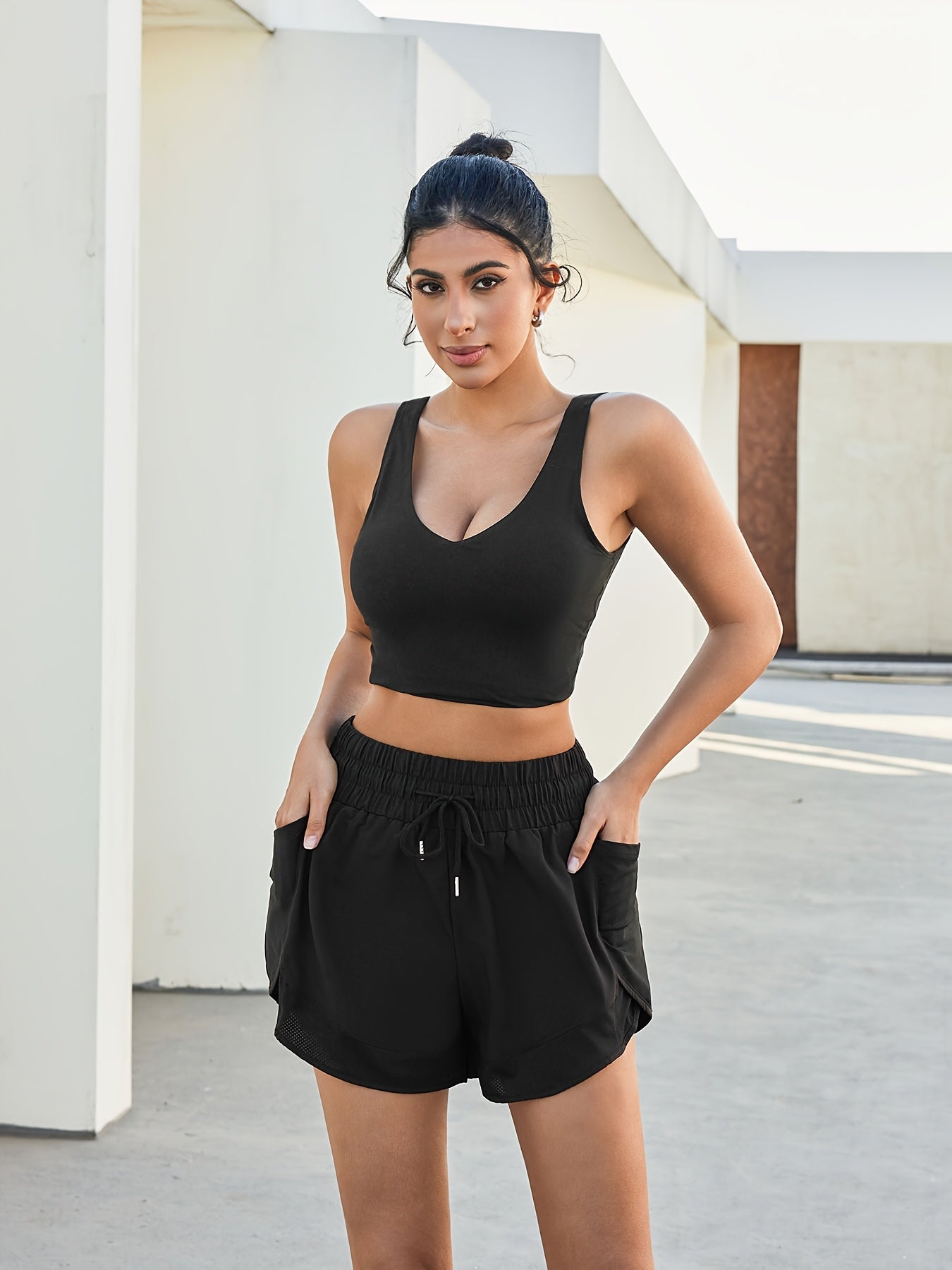 Women's Quick-Dry Shorts with Mesh Pockets, Breathable Polyester-Spandex Blend, Adjustable Drawstring Waist, Comfortable Elastic Waistband - Mint Green, Perfect for Casual Wear