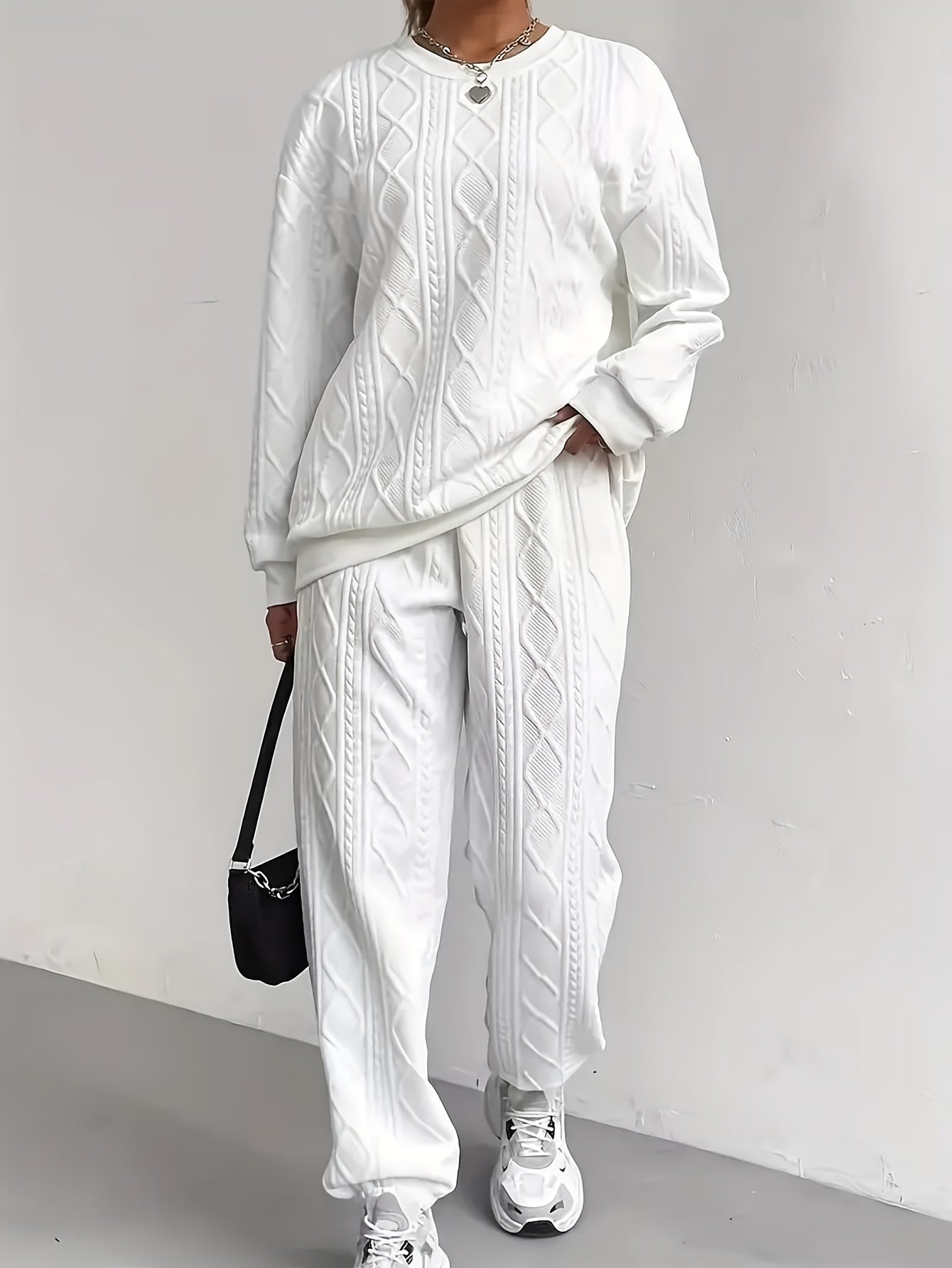 Women'S Sweatshirt Ensemble for Autumn/Winter 2025 - Featuring a Solid Color, Cable Patchwork, Long Sleeve Crew Neck Top And Cuffed Pants in a Two-Piece Outfit, Including a Pullover And Sweater, Perfect for Christmas And Fall